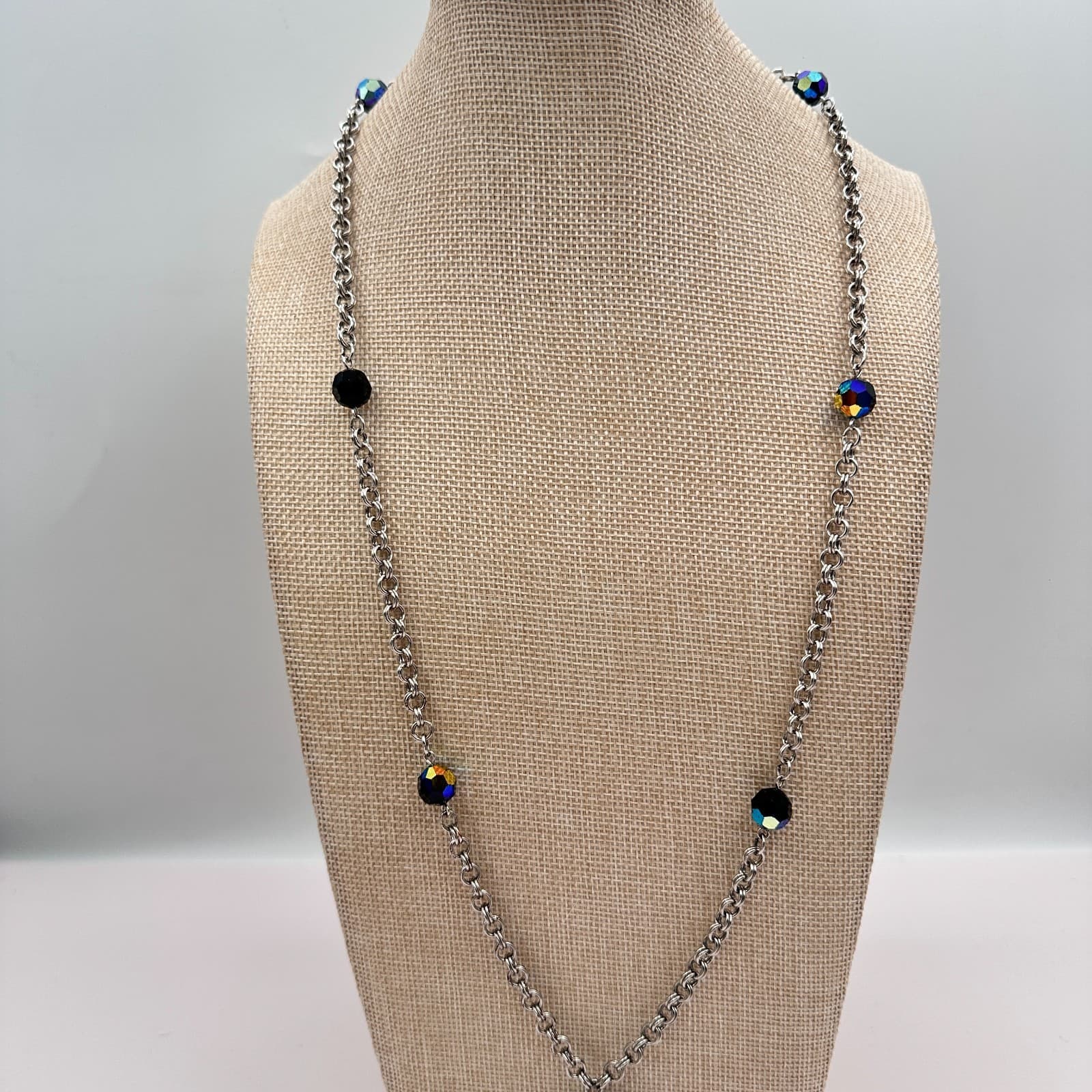 Vintage Y2K Silver Tone Necklace Faceted Iridescent Aurora Borealis Jewelry - Thumbnail 2