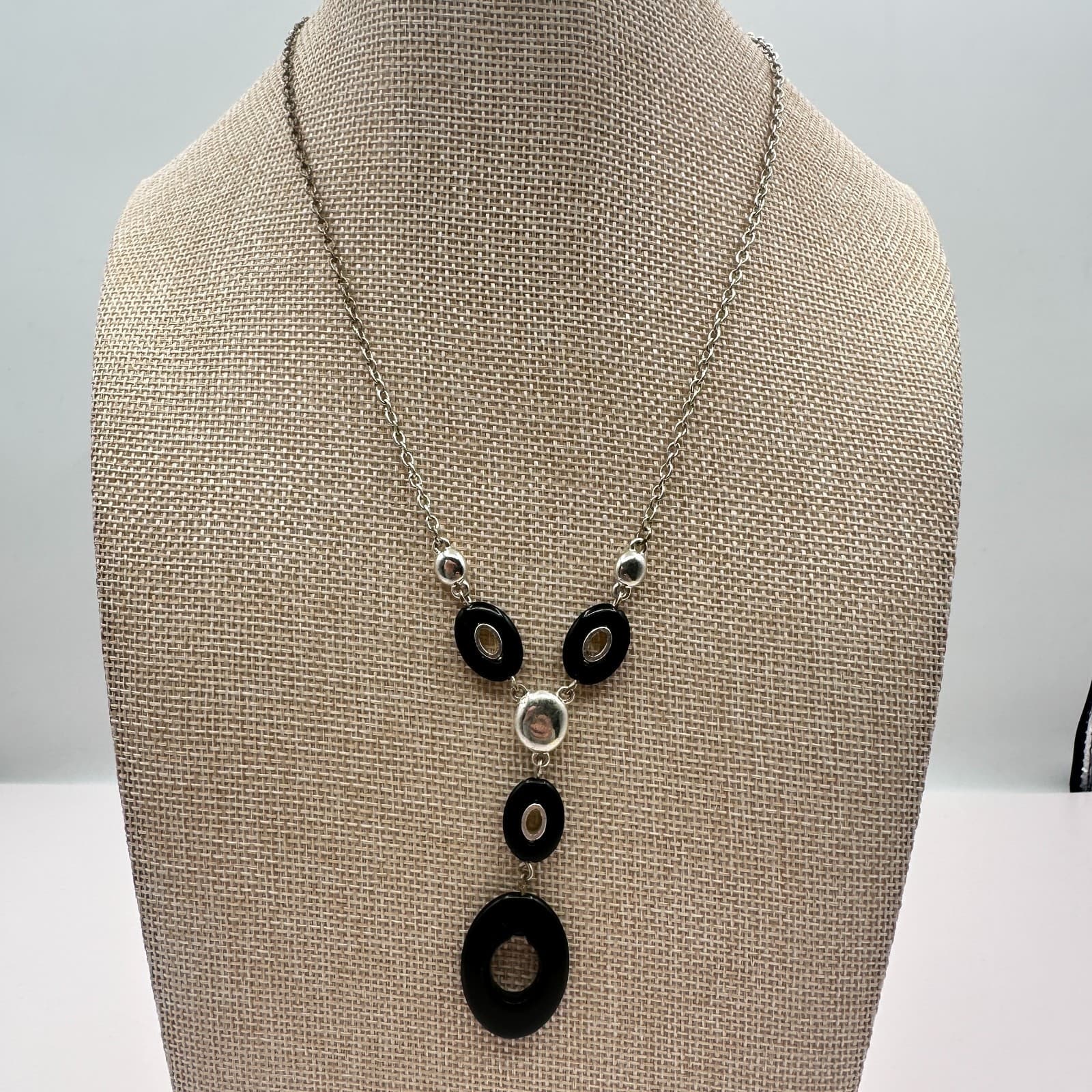 Vintage 80s Silver Tone Black White Enamel Round Pendant Statement Retro Jewelry - Thumbnail 2