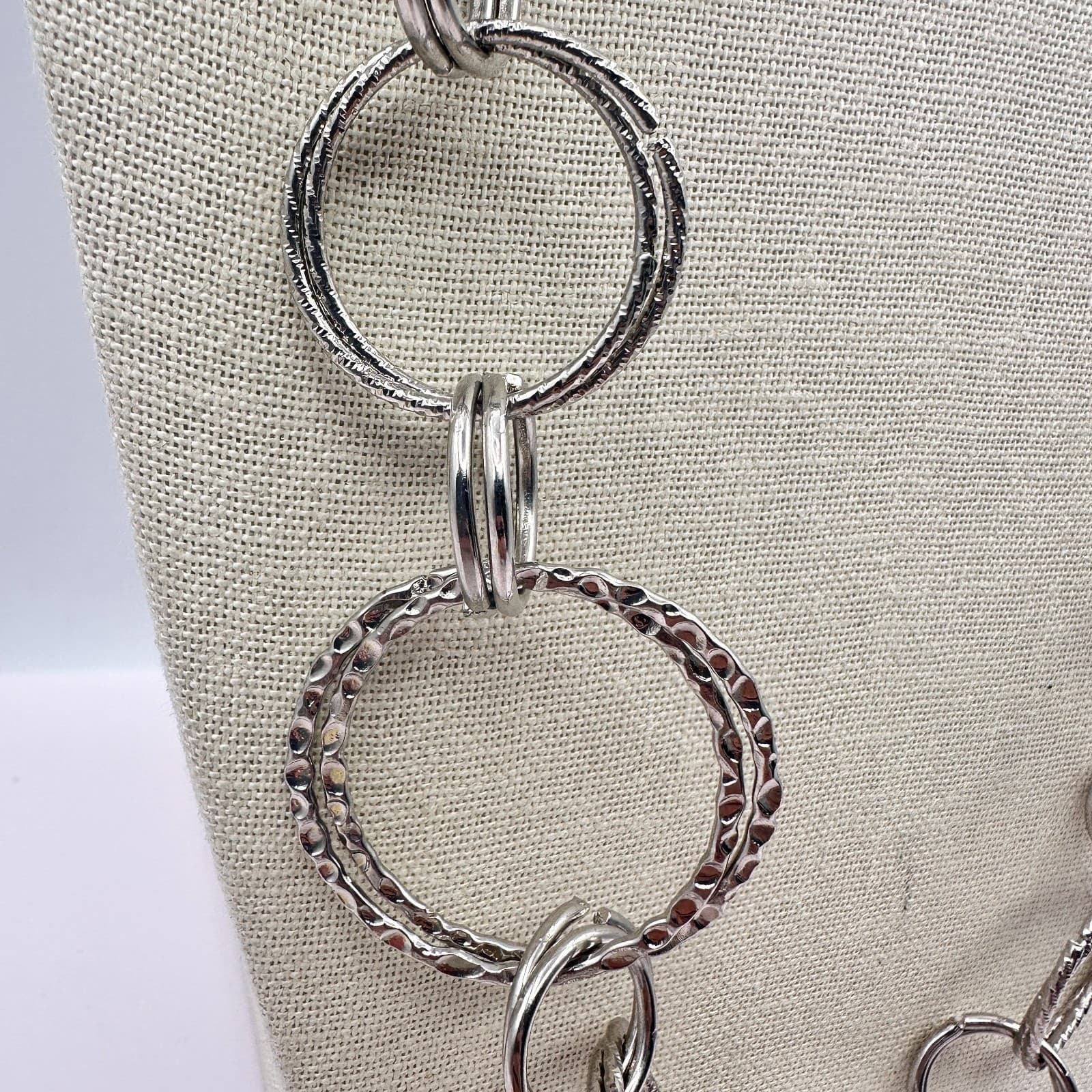 Vintage 90s Silver Tone Hammered Multi Circle Link Statement Necklace Jewelry - Thumbnail 3