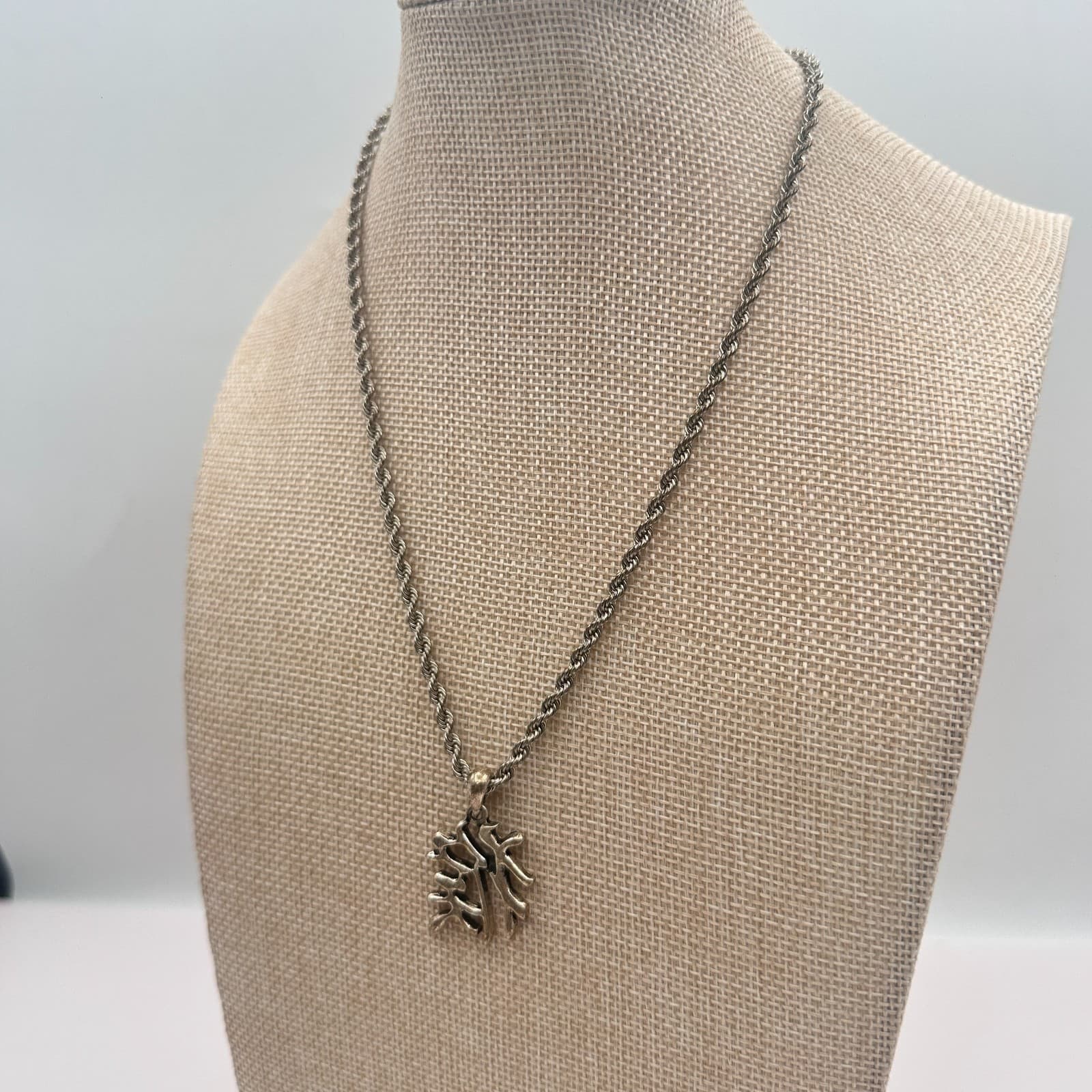 Vintage 90s Silver Tone Kanji Love Symbol Pendant Necklace Rope Chain Jewelry - Thumbnail 2