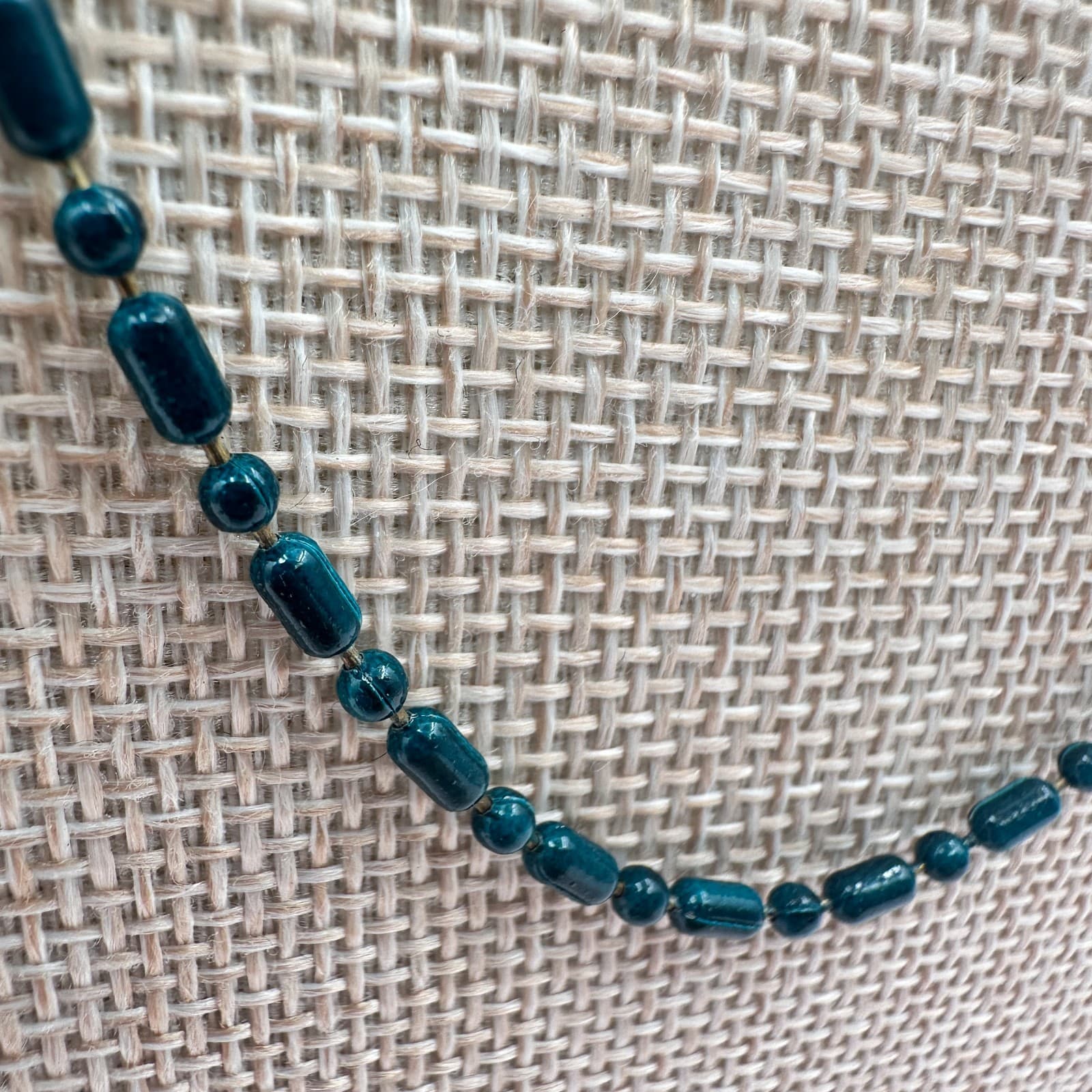 Vintage 50s Dark Green Glass Bead Strand Necklace Spring Ring Clasp Jewelry - Thumbnail 6