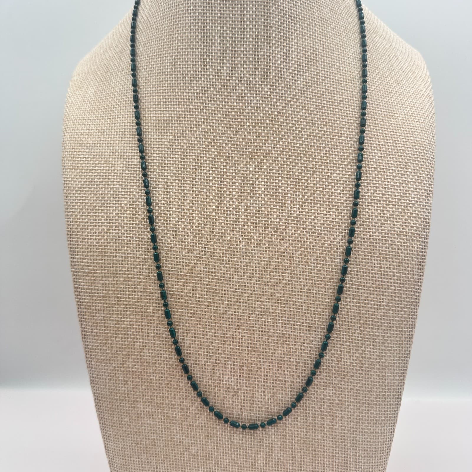 Vintage 50s Dark Green Glass Bead Strand Necklace Spring Ring Clasp Jewelry - Thumbnail 2