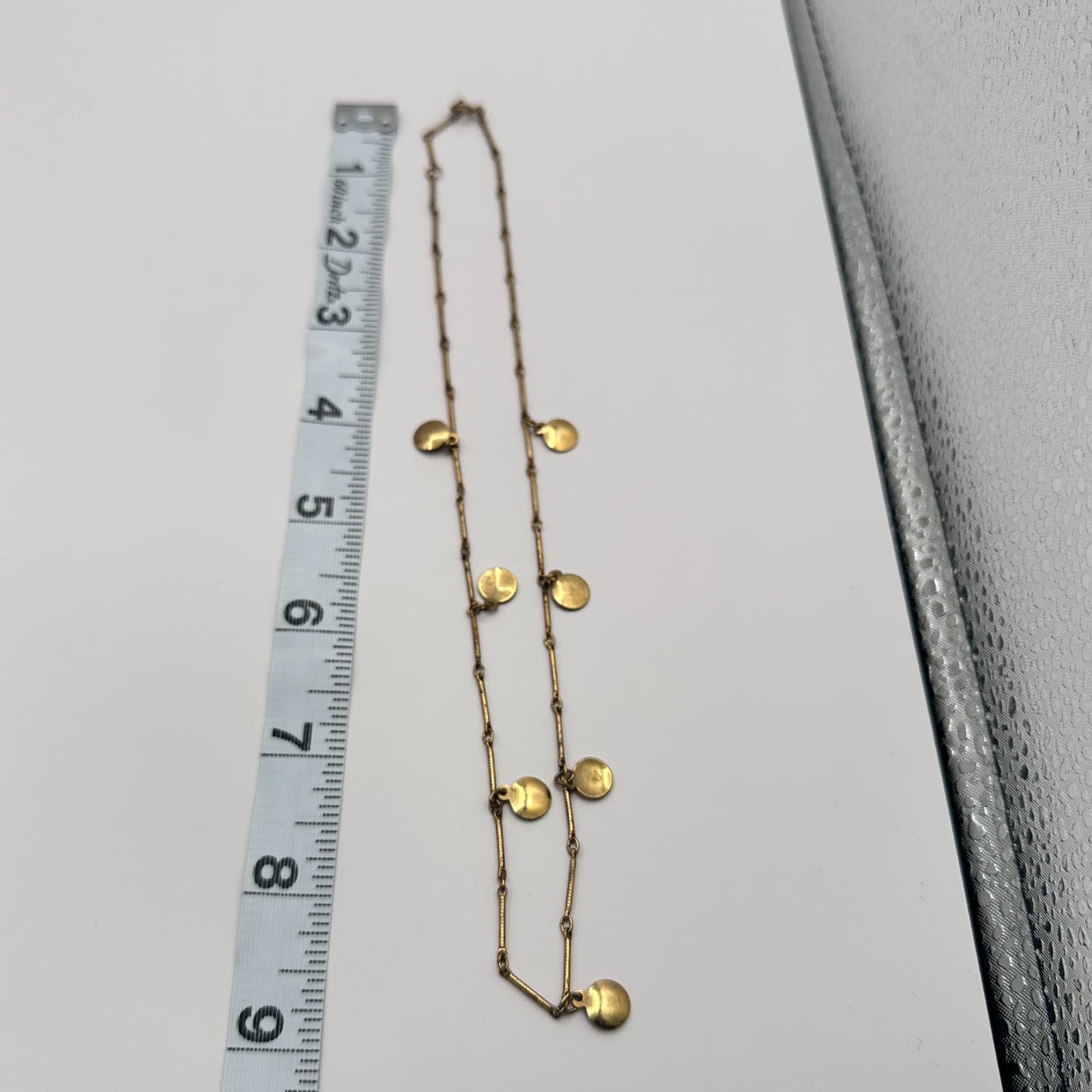 Vintage 90s Gold Tone Circle Disc Charm Station Necklace Minimalist Jewelry - Thumbnail 10
