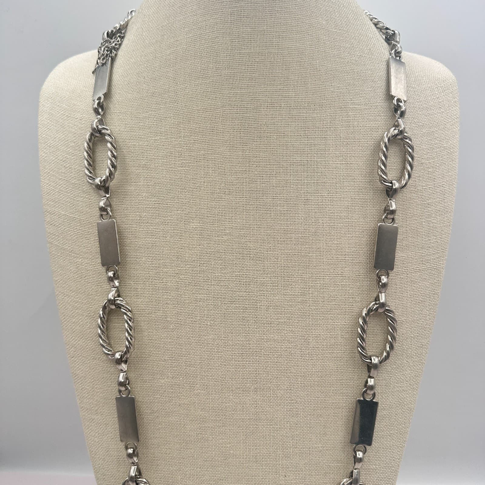 Vintage 80s Silver Tone Twist Polished Rectangular Link Chain Necklace Jewelry - Thumbnail 4