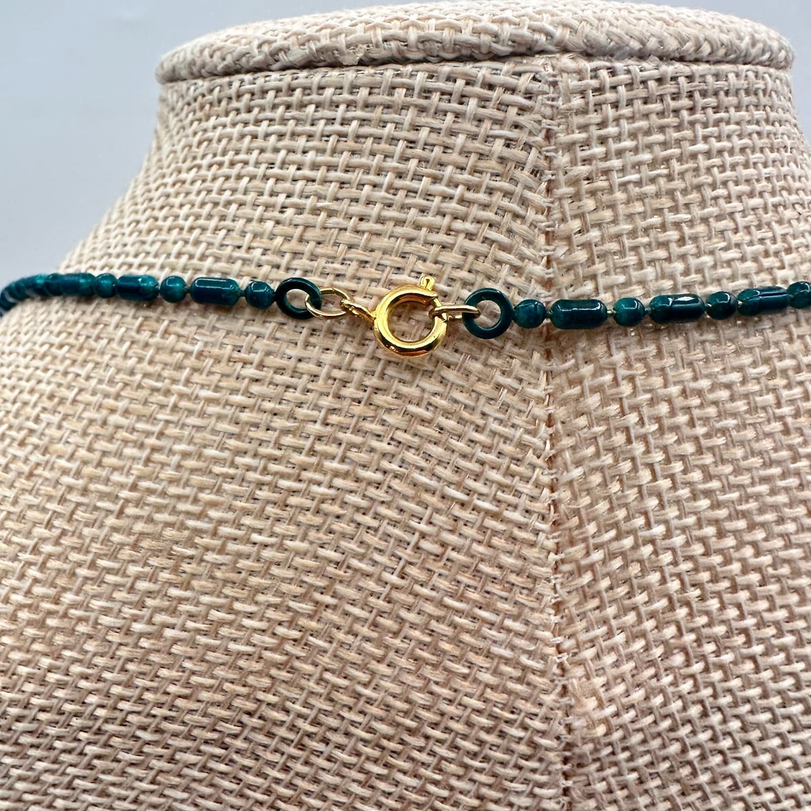 Vintage 50s Dark Green Glass Bead Strand Necklace Spring Ring Clasp Jewelry - Thumbnail 7