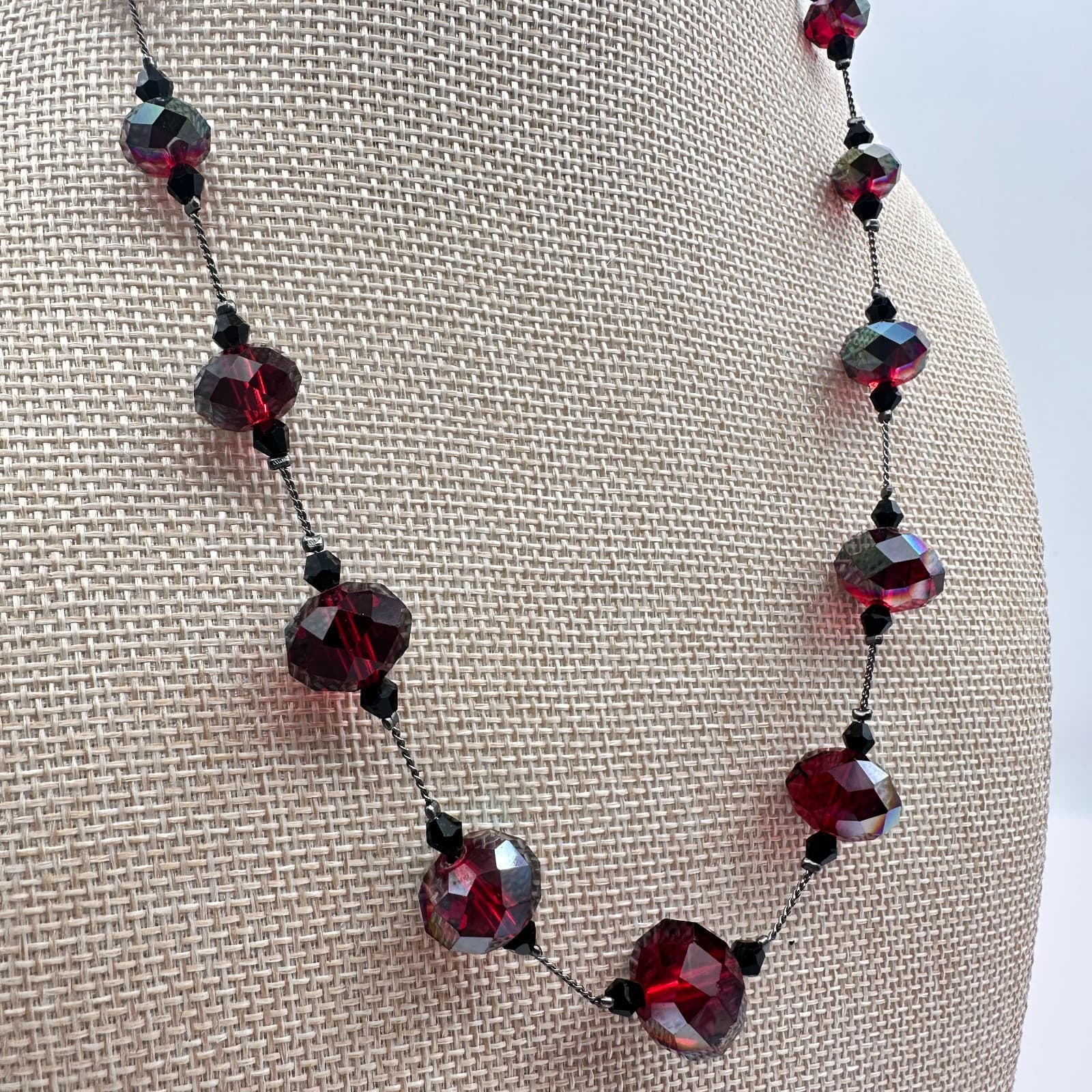 Vintage 90s Silver Tone Red AB Faceted Beaded Necklace Women's Classic Jewelry - Thumbnail 4