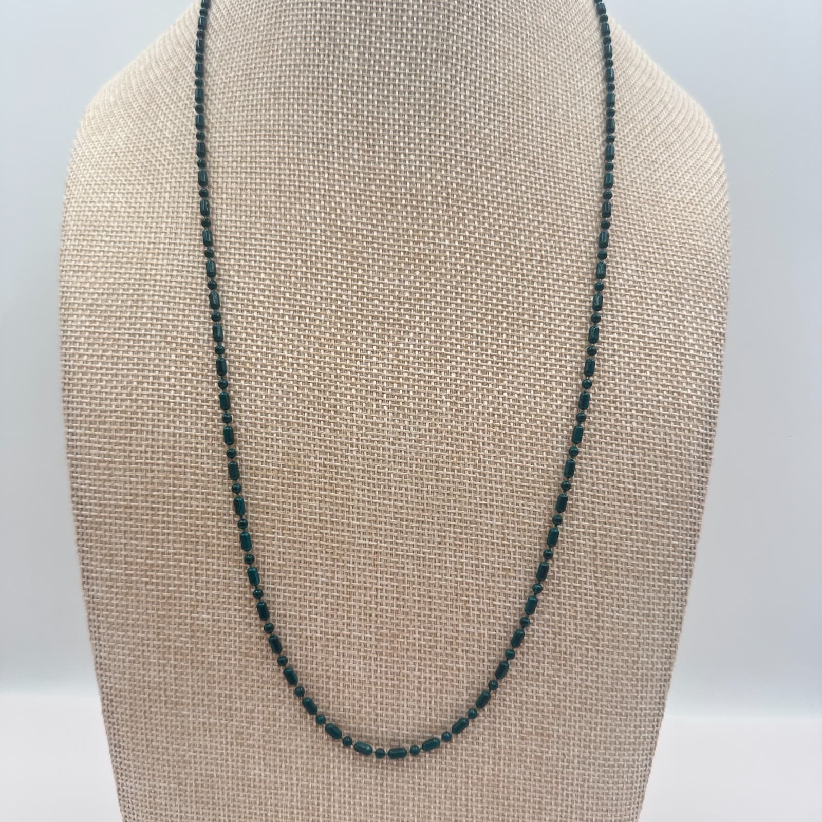 Vintage 50s Dark Green Glass Bead Strand Necklace Spring Ring Clasp Jewelry - Thumbnail 3