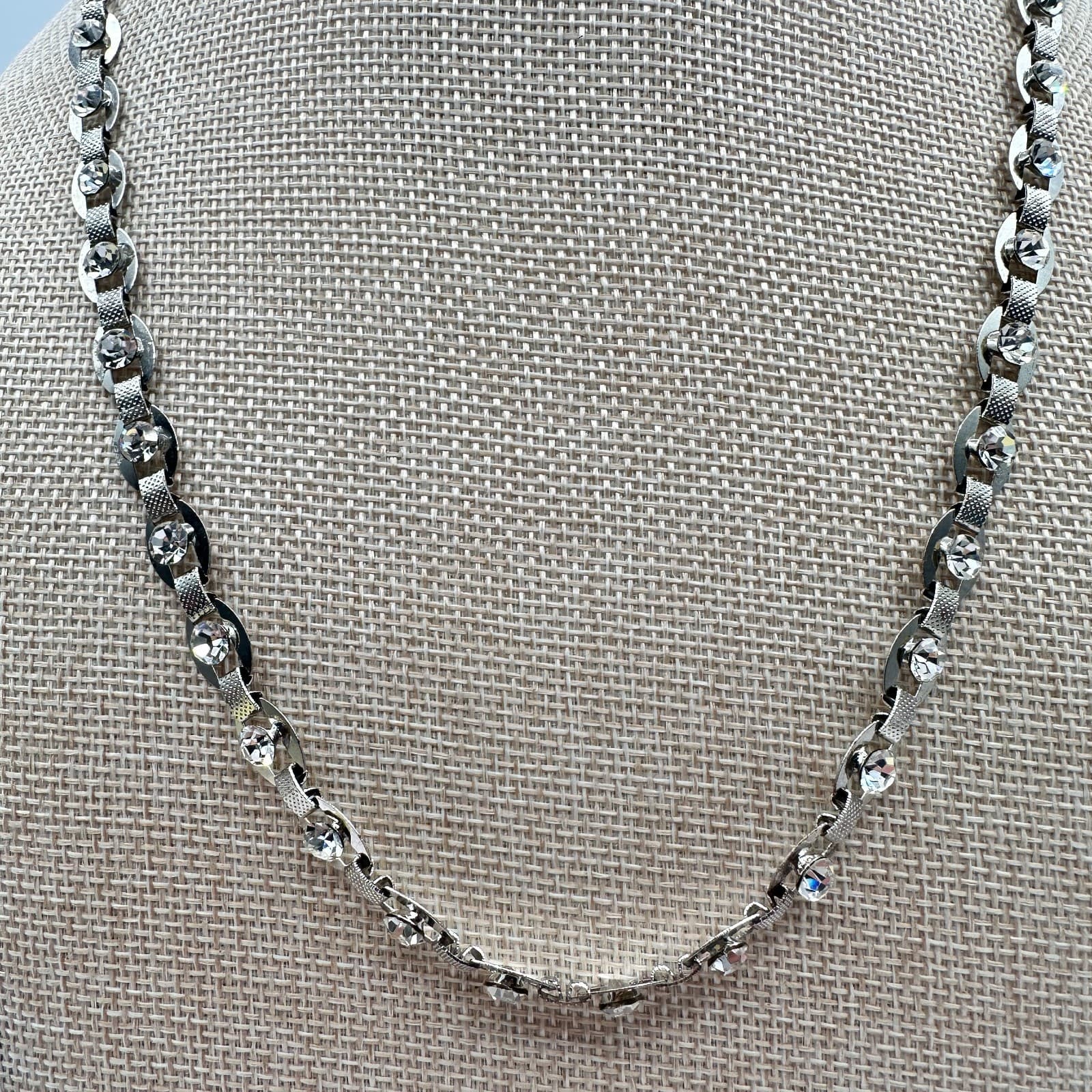 Vintage 90s Crown Modernist Necklace Silver Tone Diamante Statement Jewelry - Thumbnail 6