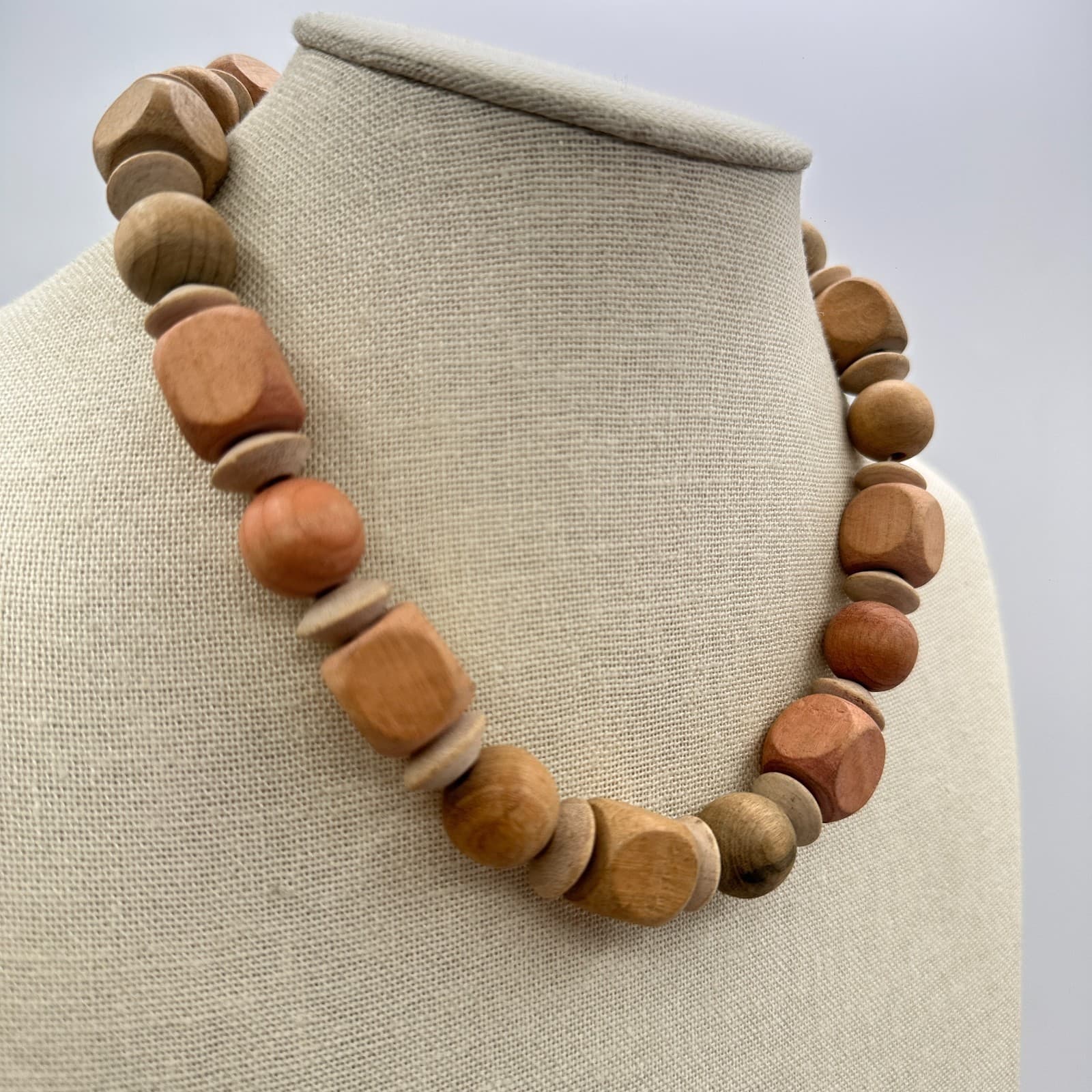 Vintage 80s Natural Wood Bead Chunky Statement Necklace Cube Round Retro Jewelry - Thumbnail 2