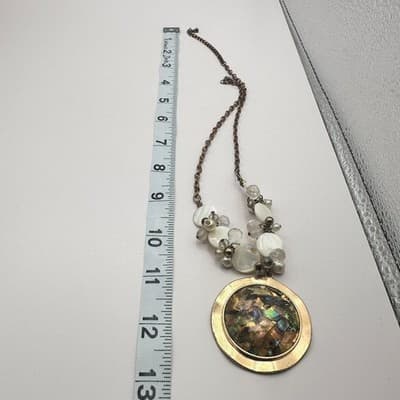 Vintage Y2K Gold Tone Pearl Iridescent Abalone Shell Pendant Necklace Jewelry - Thumbnail 10