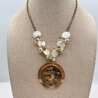Vintage Y2K Gold Tone Pearl Iridescent Abalone Shell Pendant Necklace Jewelry - Thumbnail 8