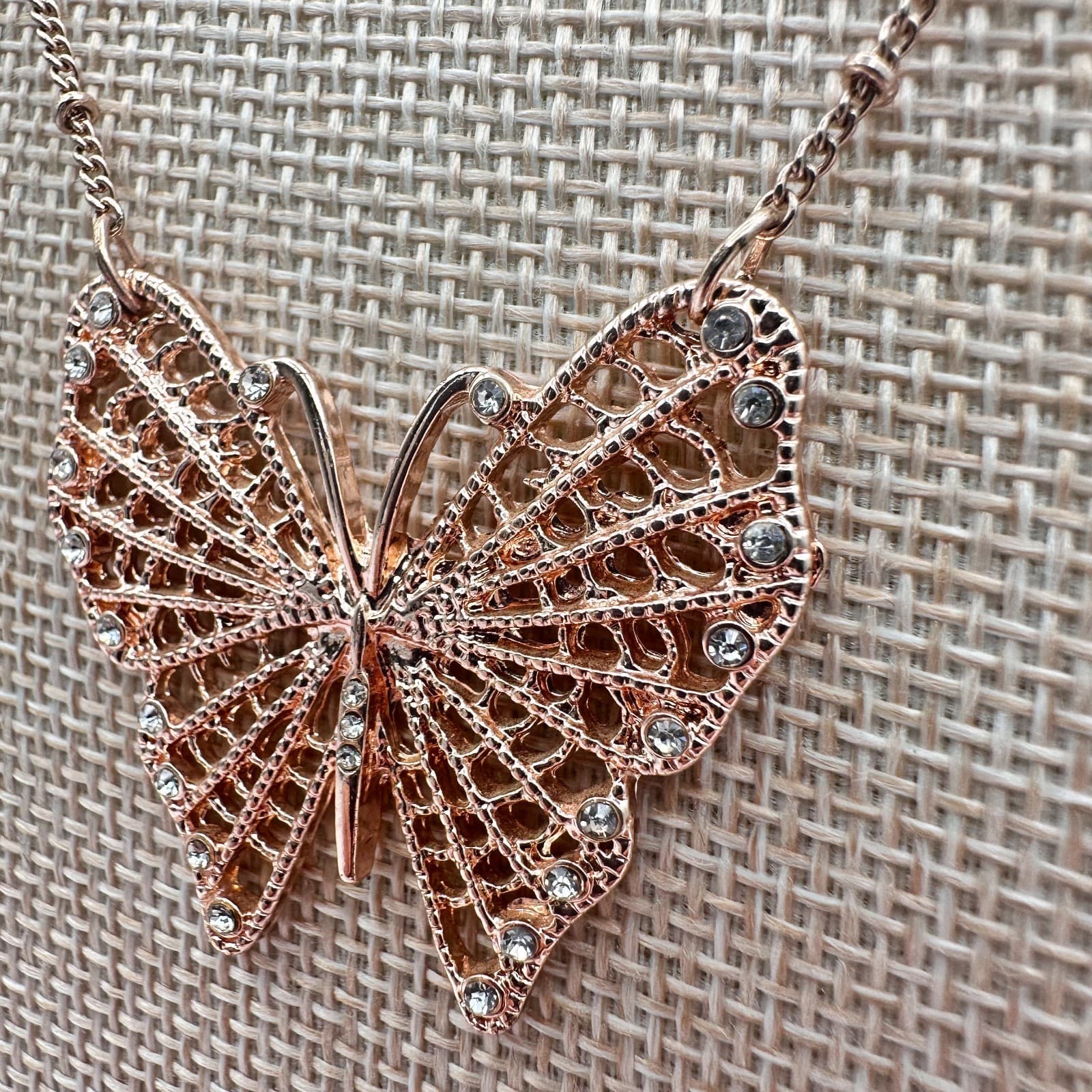 Vintage 80s Rose Gold Tone Butterfly Necklace Clear Rhinestone Statement Jewelry - Thumbnail 5