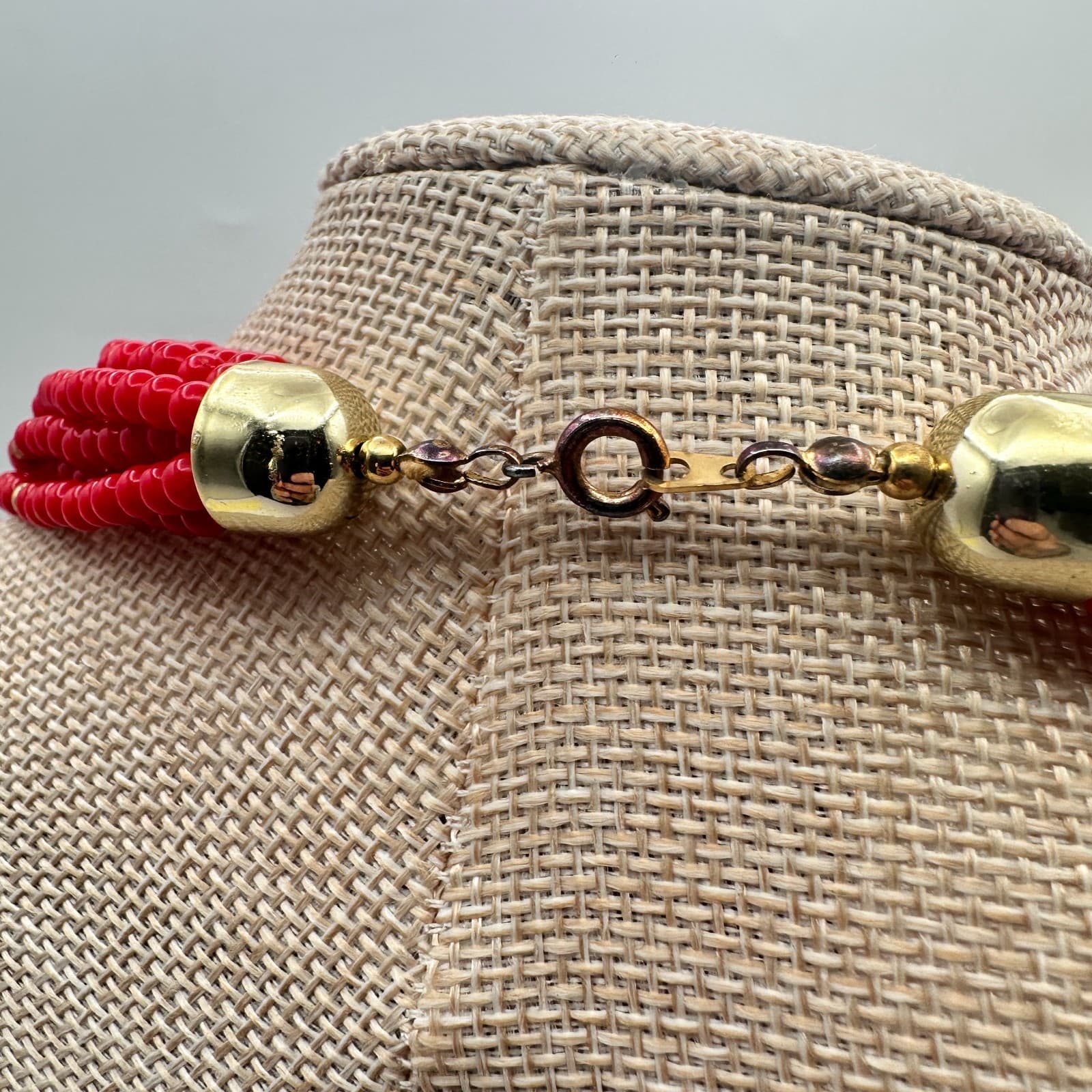 Vintage 80s Red Layered Beaded Necklace Gold Tone See Bead Statement Bib Jewelry - Thumbnail 8