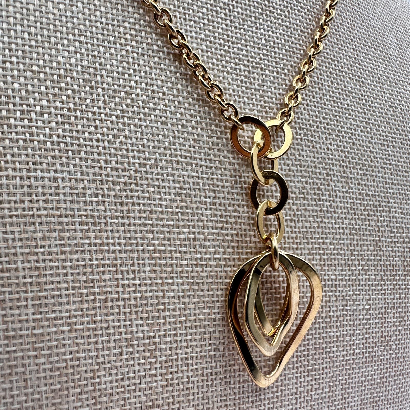 Vintage Y2K Gold Tone Abstract Hoops Pendant Necklace Women's Classic Jewelry - Thumbnail 4