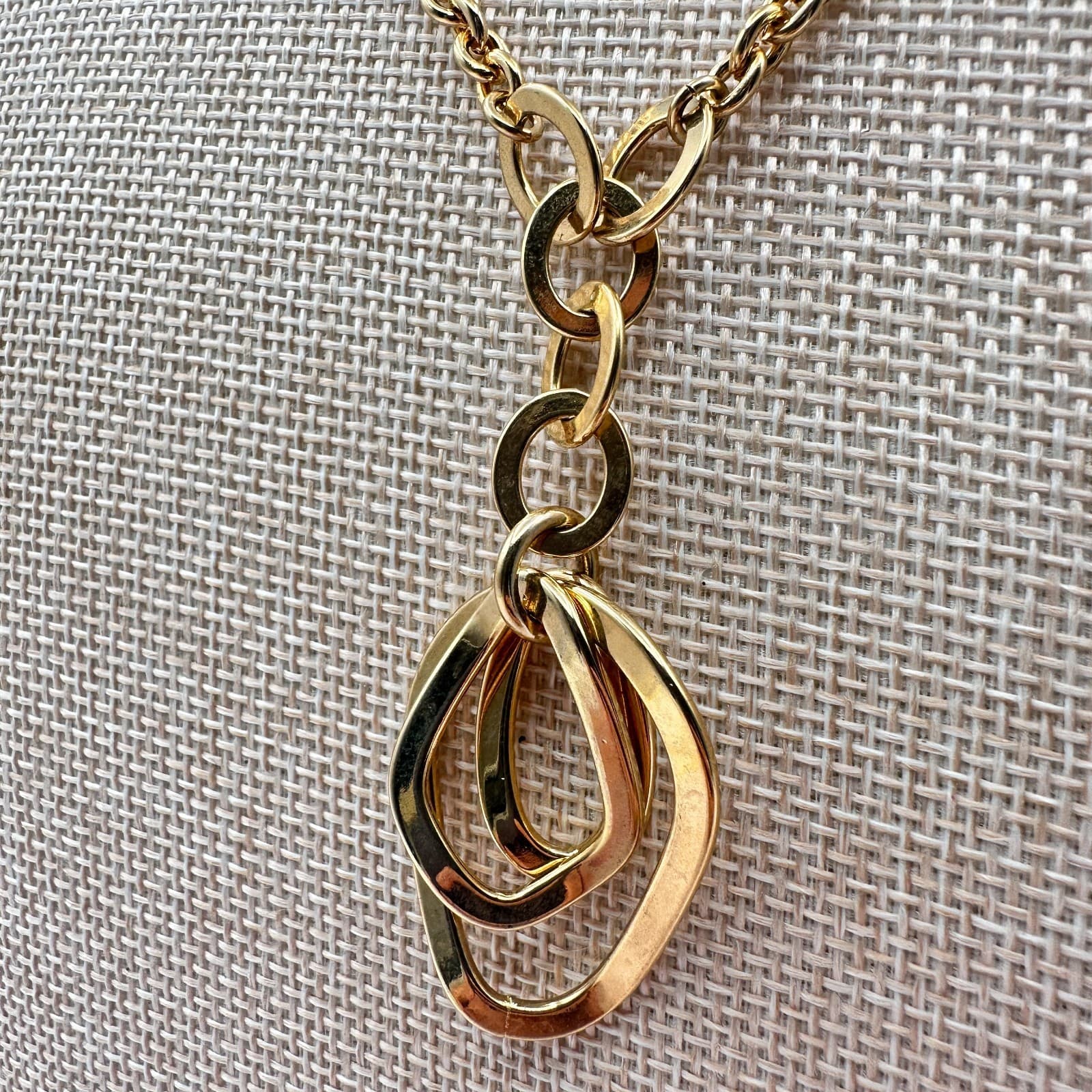 Vintage Y2K Gold Tone Abstract Hoops Pendant Necklace Women's Classic Jewelry - Thumbnail 8