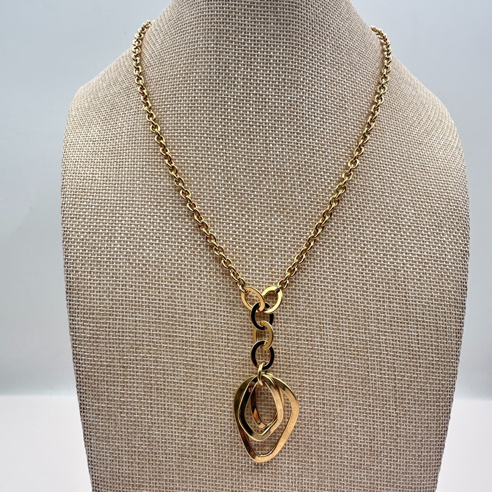 Vintage Y2K Gold Tone Abstract Hoops Pendant Necklace Women's Classic Jewelry - Thumbnail 3