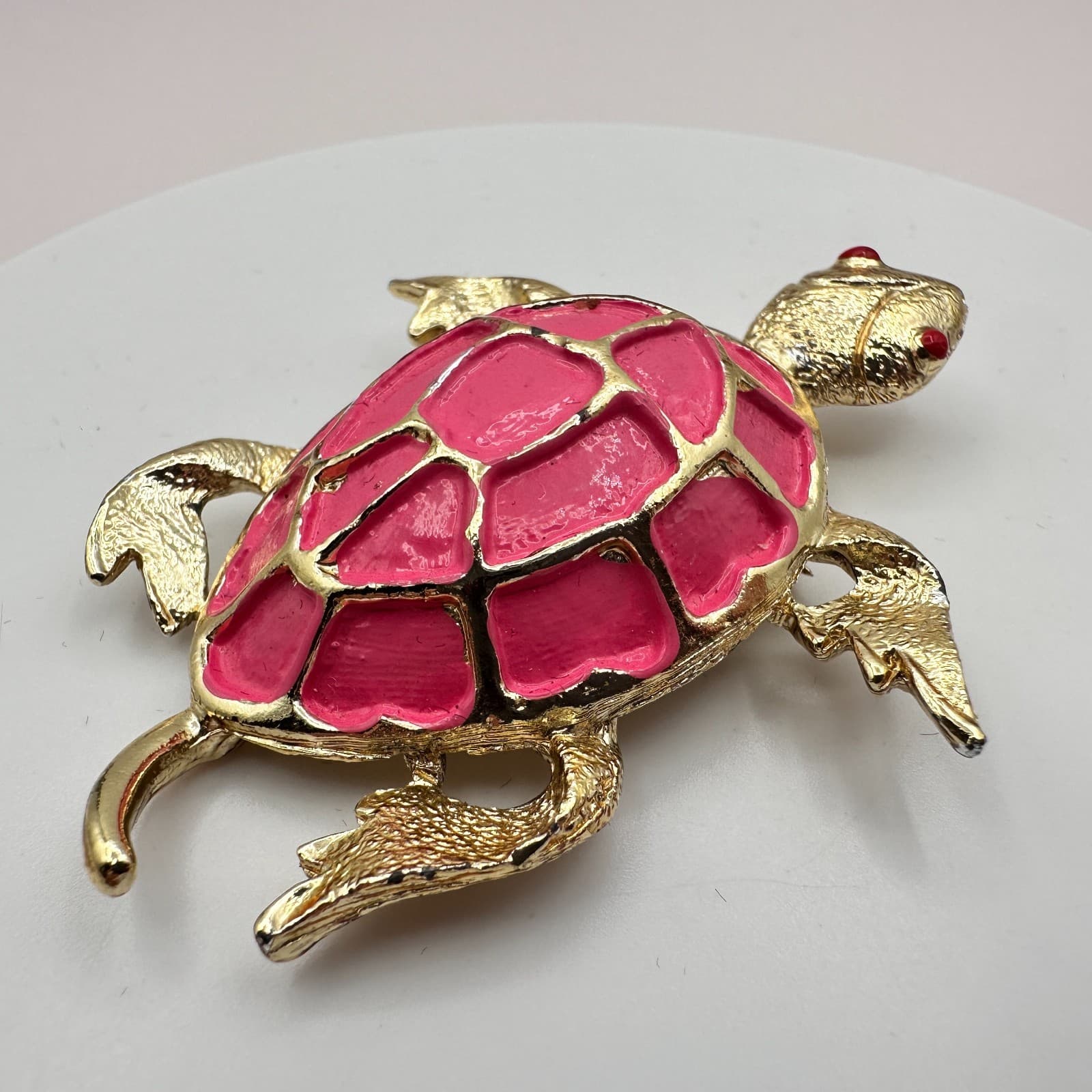 Vintage Y2K Pink Enamel Turtle Brooch Pin Gold Tone Red Eyes Statement Jewelry - Thumbnail 4