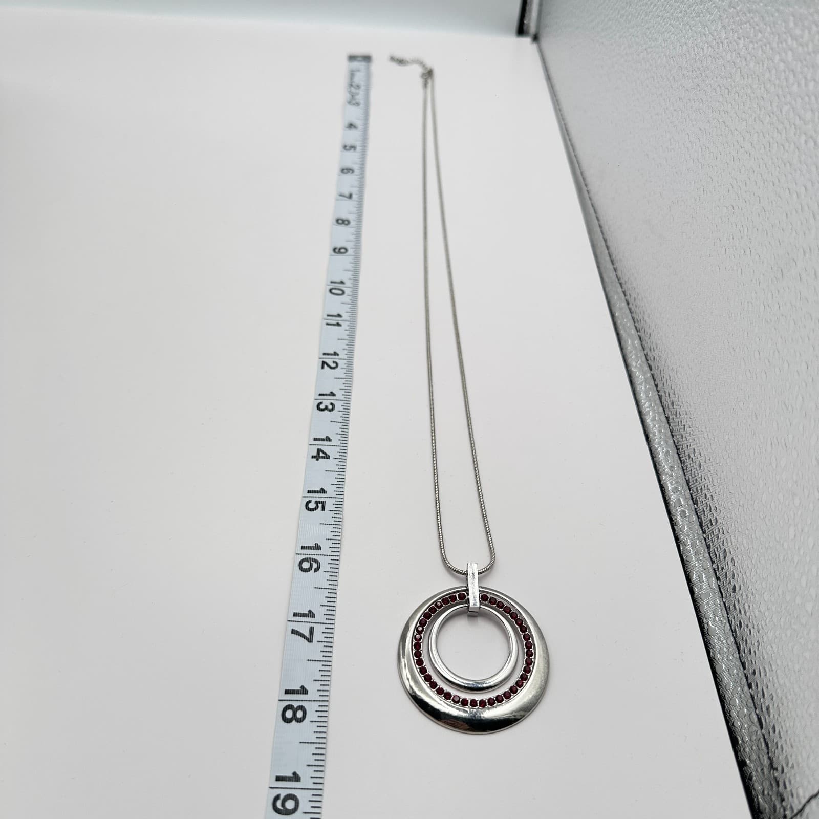 Vintage 90s Silver Tone Red Glass Double Circle Pendant Snake Chain Necklace - Thumbnail 8