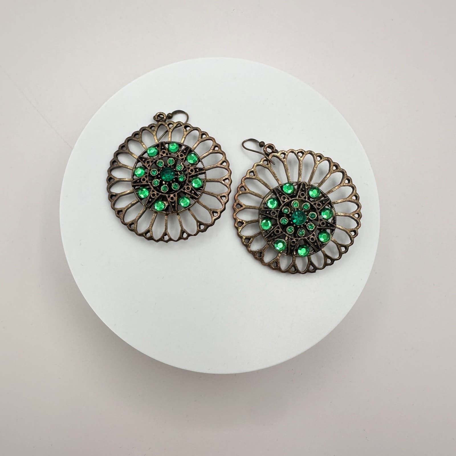 Vintage 90s Bronze Tone Green Glass Filigree Statement Drop Earrings Jewelry - Thumbnail 2