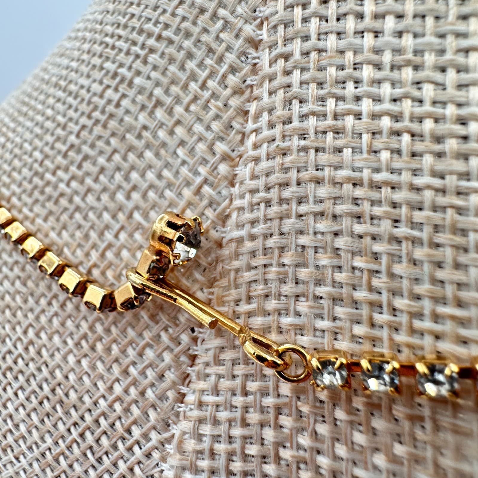 Vintage 90s Gold Tone Double Strand Clear Glass Emerald Green Marquise Necklace - Thumbnail 10
