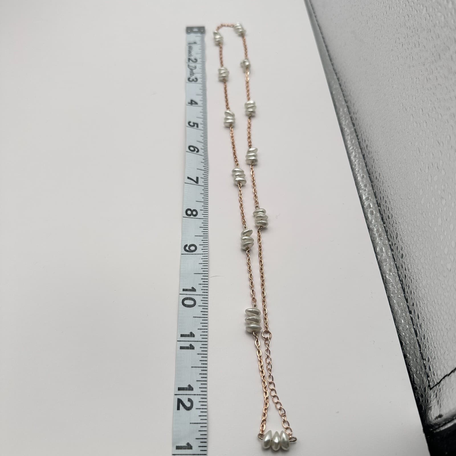 Vintage 80s Gold Tone Beaded Station Necklace Pearl Ribbed Barrel Retro Jewelry - Thumbnail 10