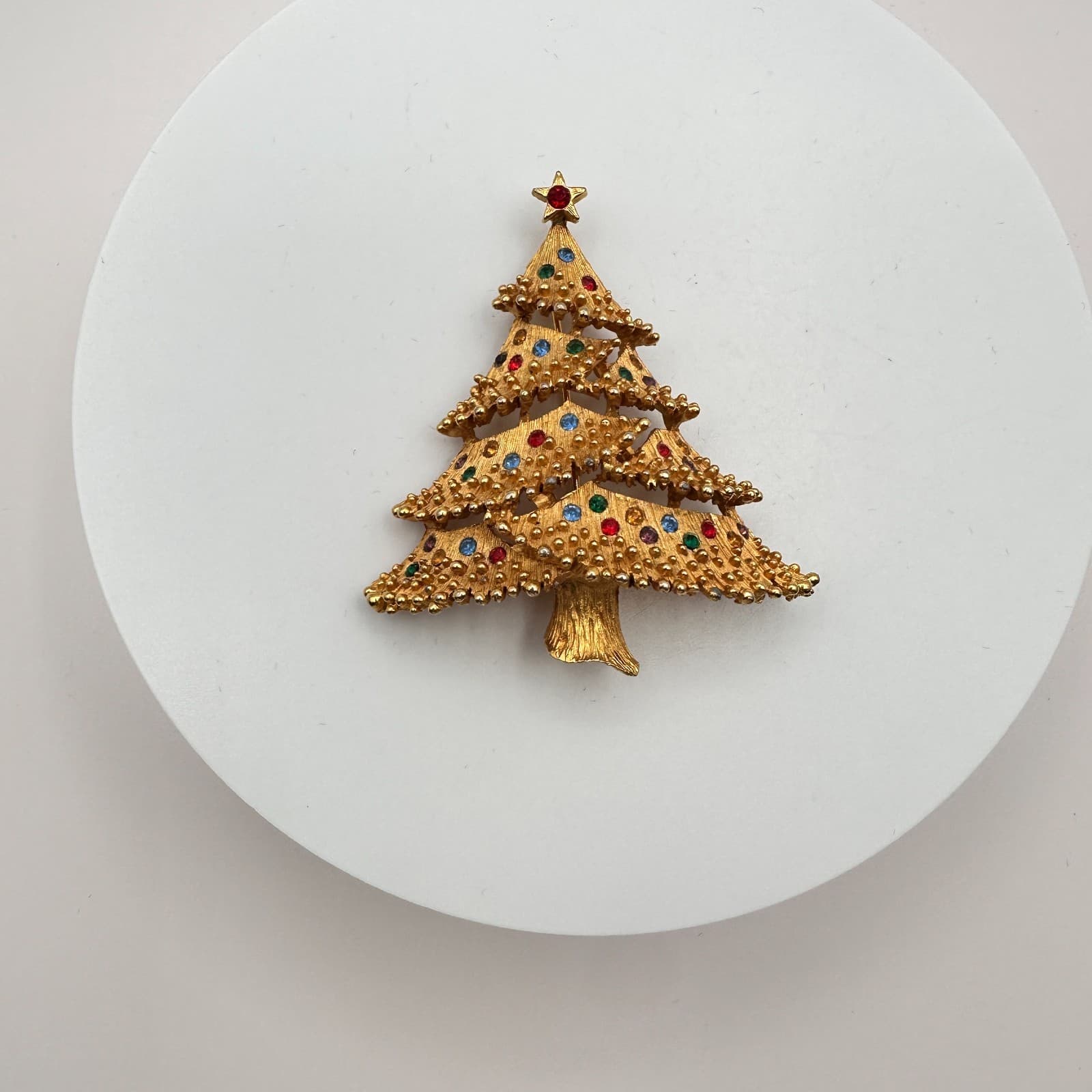 Vintage 90s Christmas Tree Rhinestone Brooch Pin Gold Tone Fashion Jewelry - Thumbnail 3