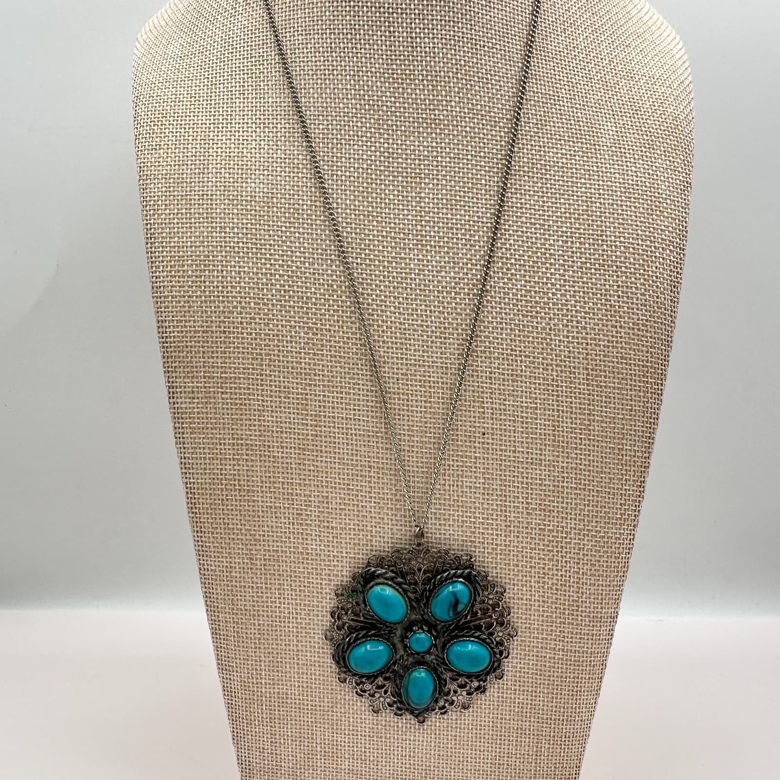 Vintage 70s Silver Tone Faux Turquoise Flower Pendant Necklace Women's Jewelry - Thumbnail 6