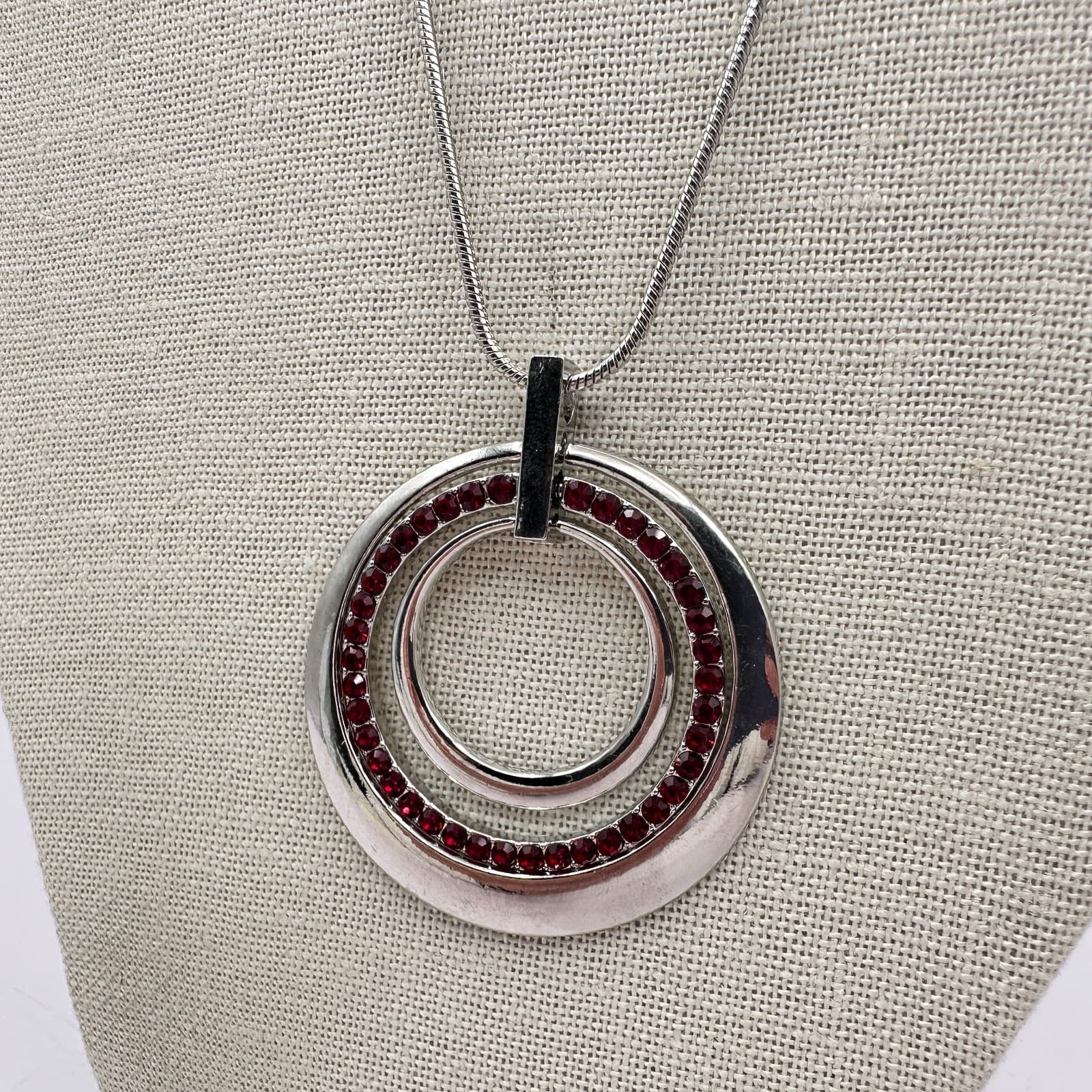 Vintage 90s Silver Tone Red Glass Double Circle Pendant Snake Chain Necklace - Thumbnail 5