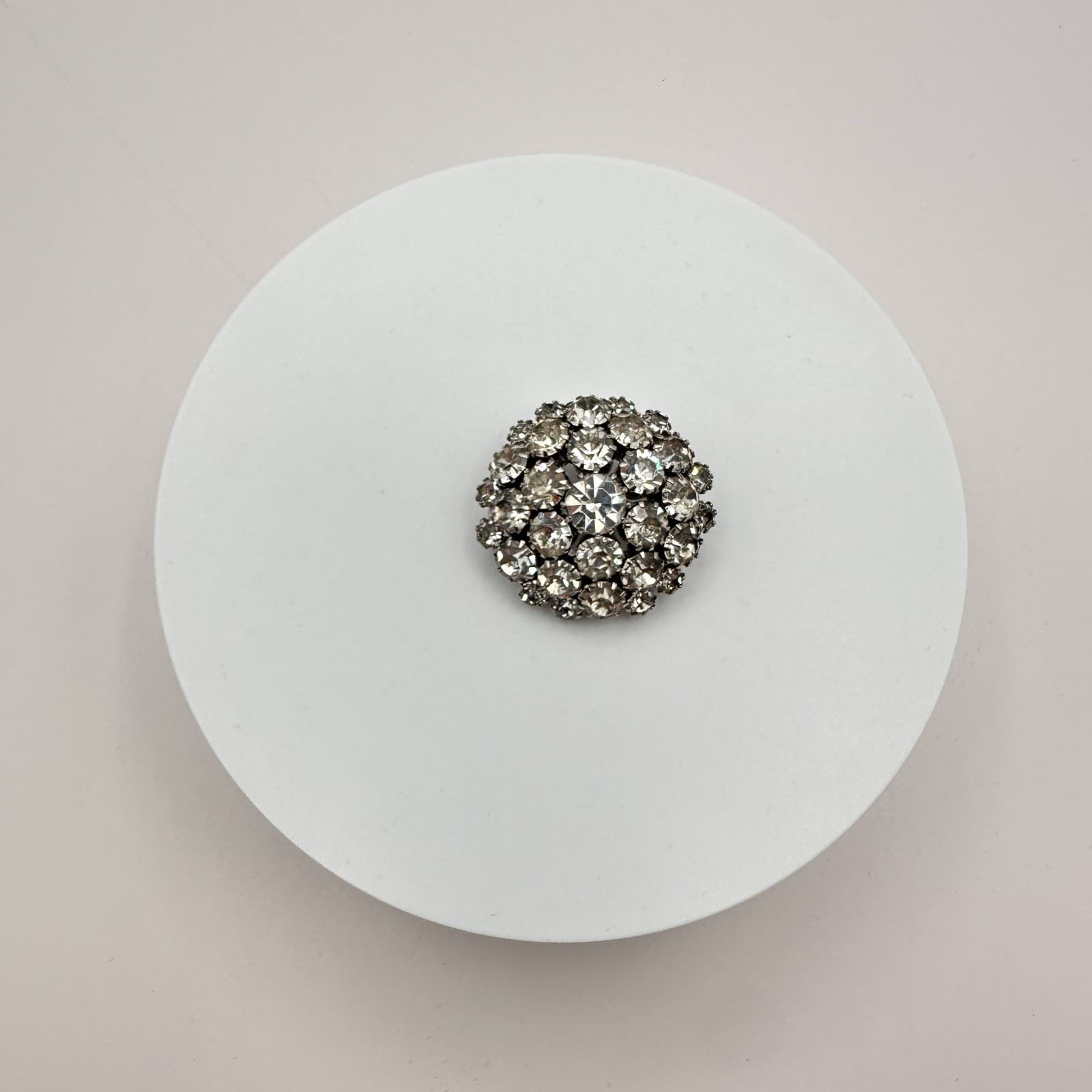 Vintage 50s Mid-Century Silver Tone Round Glass Cluster Brooch Pin Sparkly - Thumbnail 2
