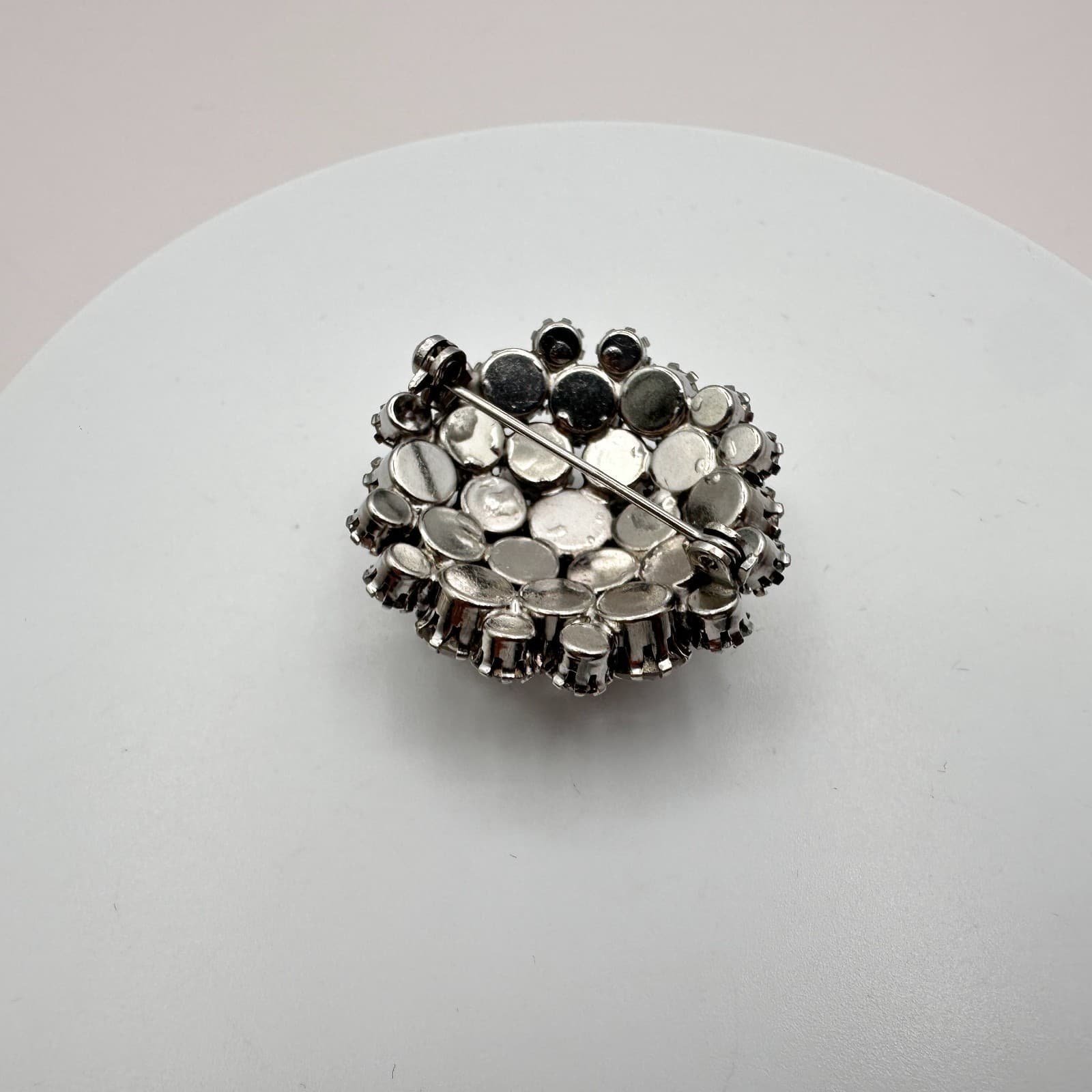 Vintage 50s Mid-Century Silver Tone Round Glass Cluster Brooch Pin Sparkly - Thumbnail 7