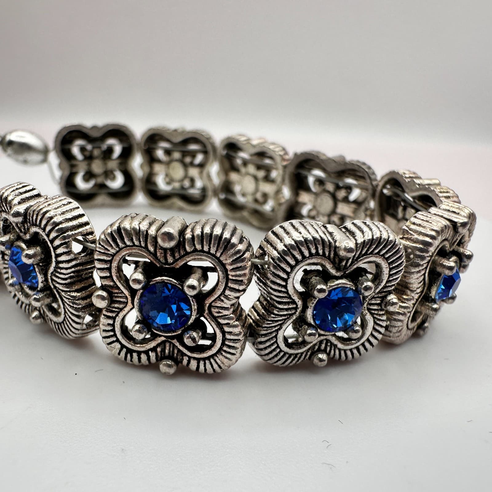 Vintage 90s Silver Tone Blue Glass Flower Link Bracelet Retro Fashion Jewelry - Thumbnail 4