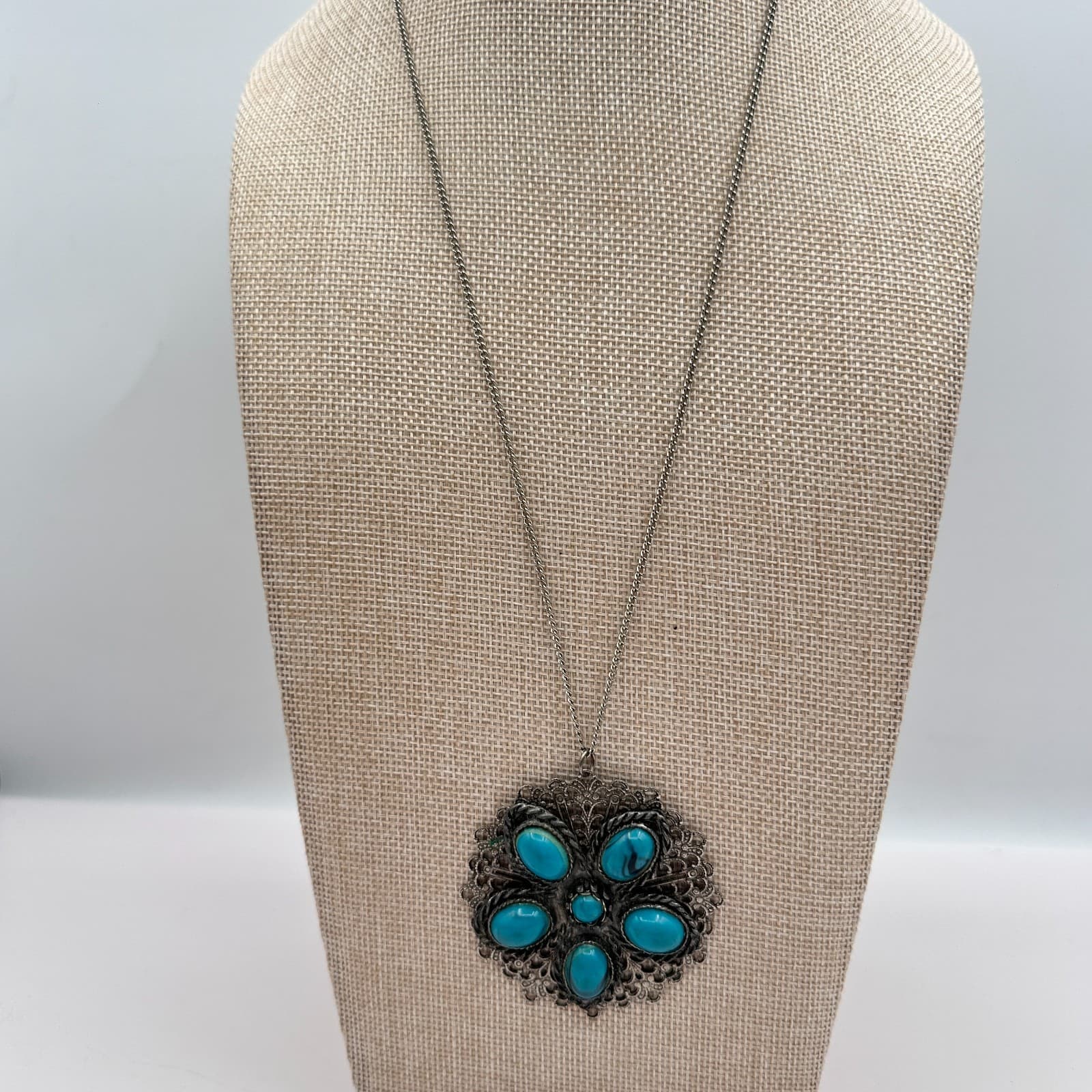 Vintage 70s Silver Tone Faux Turquoise Flower Pendant Necklace Women's Jewelry - Thumbnail 3