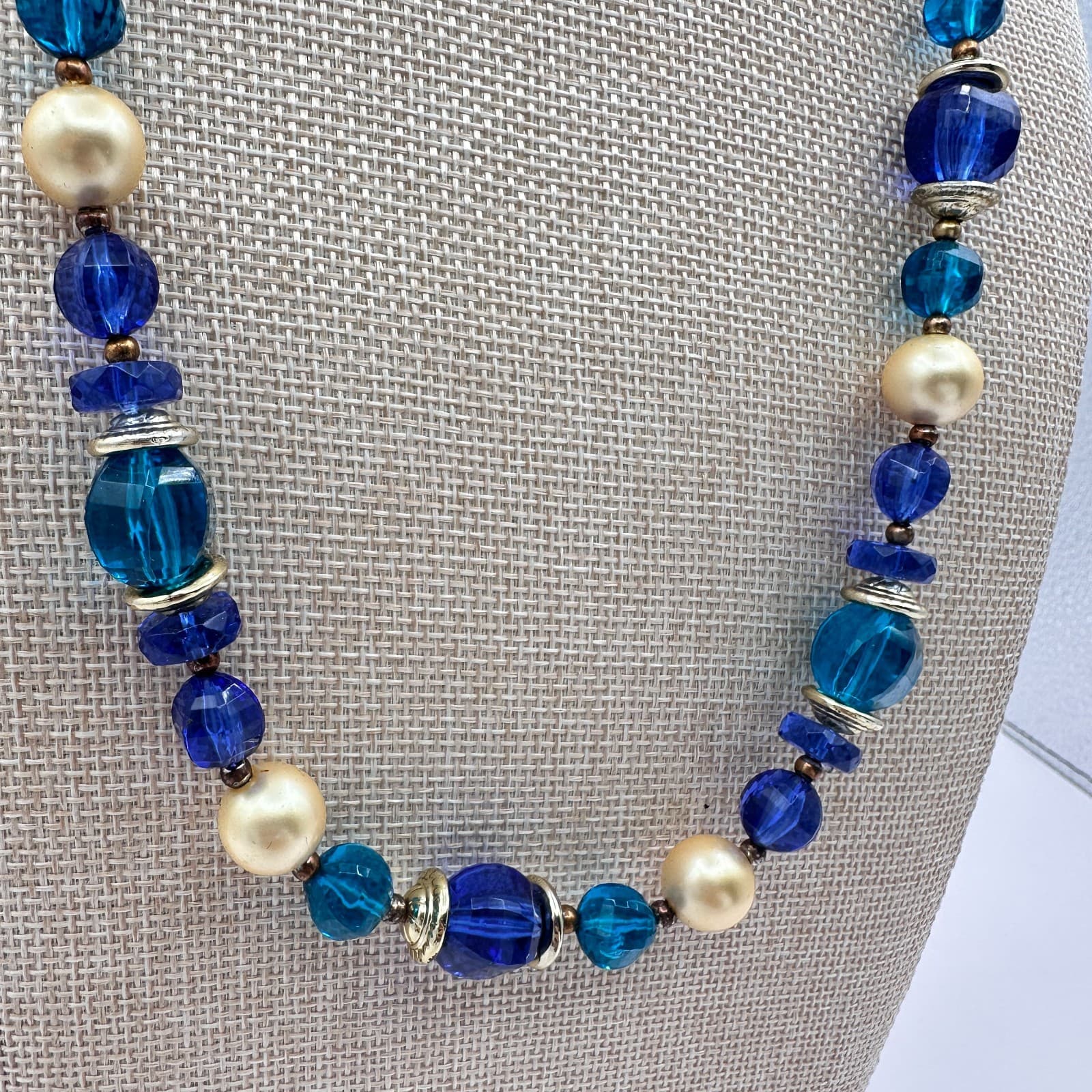 Vintage 90s Blue Glass & Faux Pearl Necklace Boho Statement Fashion Jewelry - Thumbnail 6