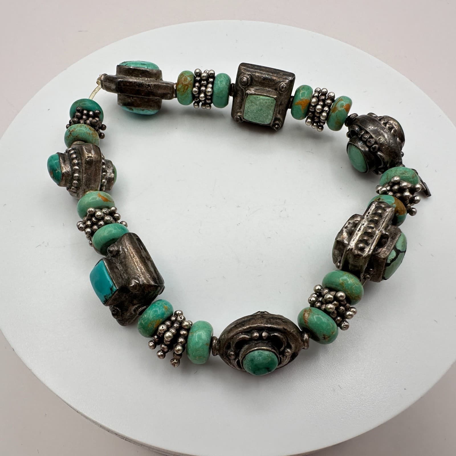 Vintage 90s Y2K Silver Tone Seafoam Green Beaded Bracelet Boho Women's Jewelry - Thumbnail 3