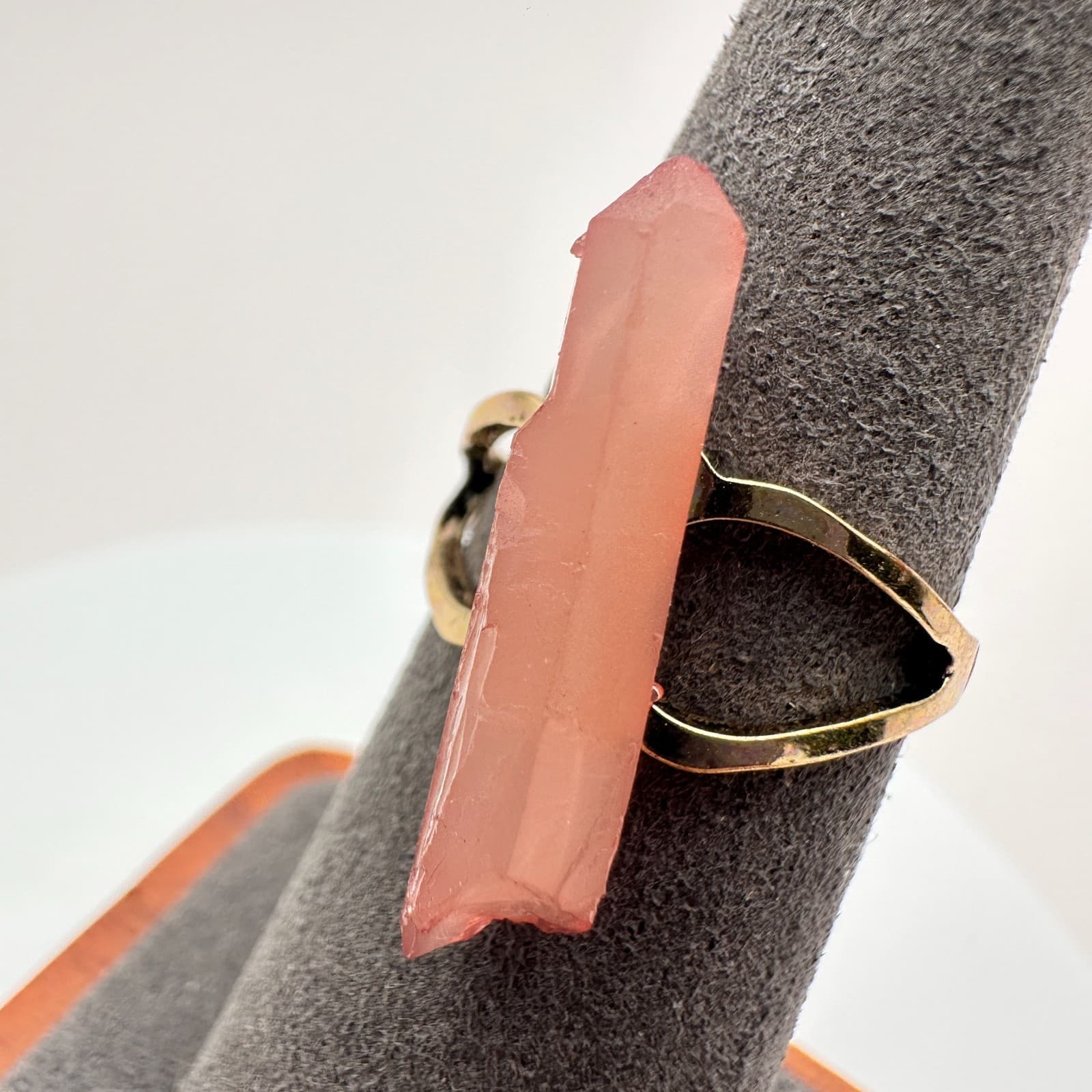 Vintage Y2K Pink Quartz Point Ring Gold Tone Statement Boho Women's Jewelry - Thumbnail 5