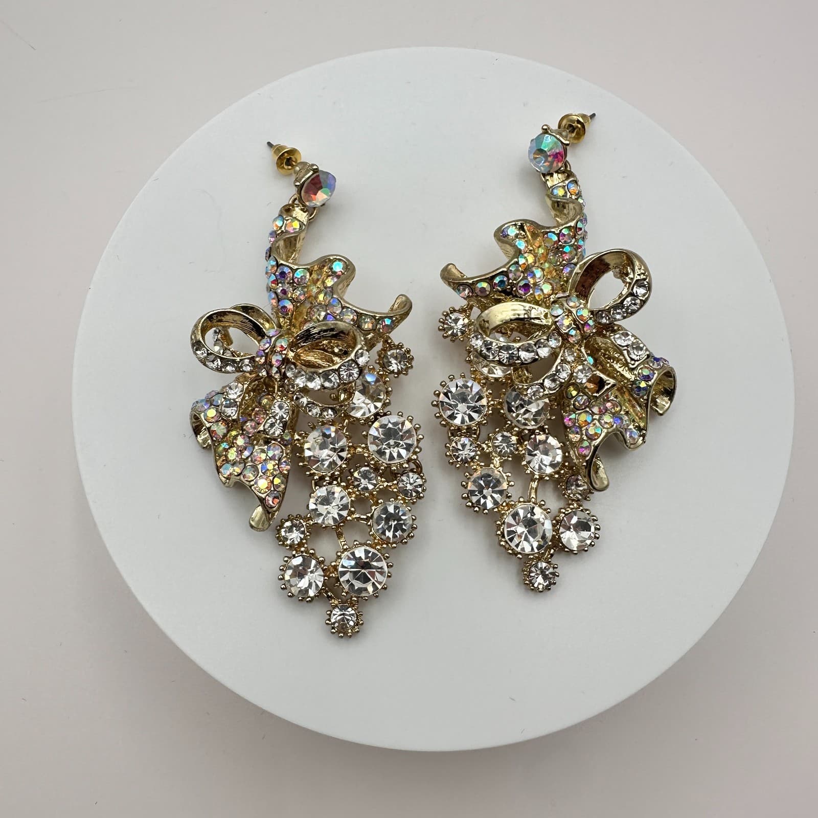 Vintage 90s Gold Tone Clear Rhinestone Bow Dangle Earrings Classic Jewelry - Thumbnail 2
