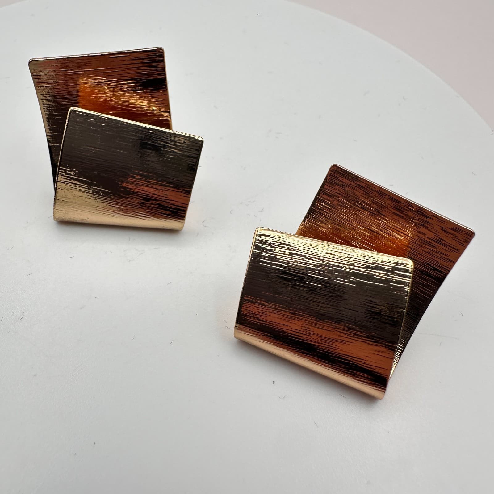Vintage 80s Gold Tone Brushed Abstract Fold Earrings Women's Classic Jewelry