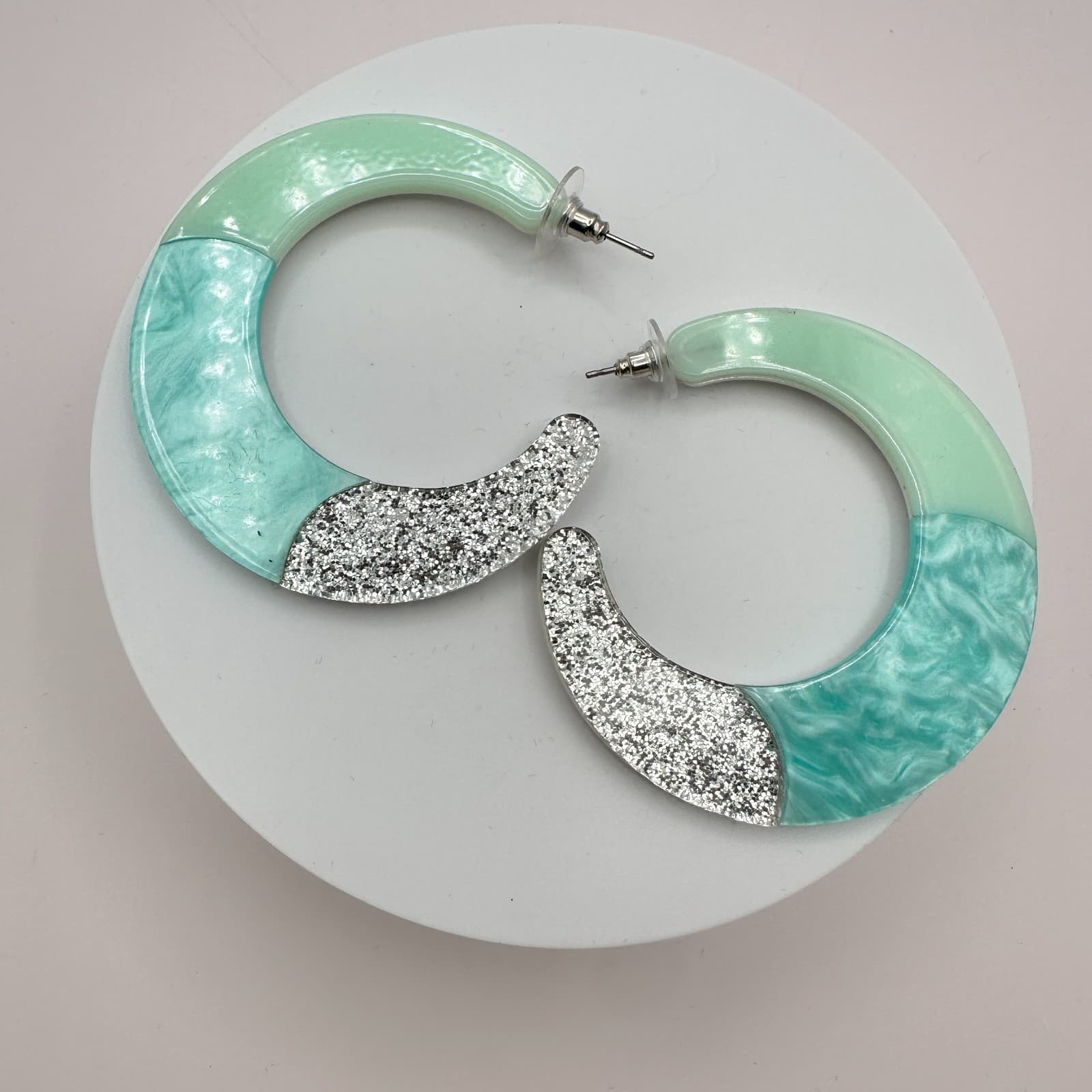 Vintage Y2K Silver Tone Mint Green Marble Glitter Hoop Earrings Women's Jewelry - Thumbnail 2