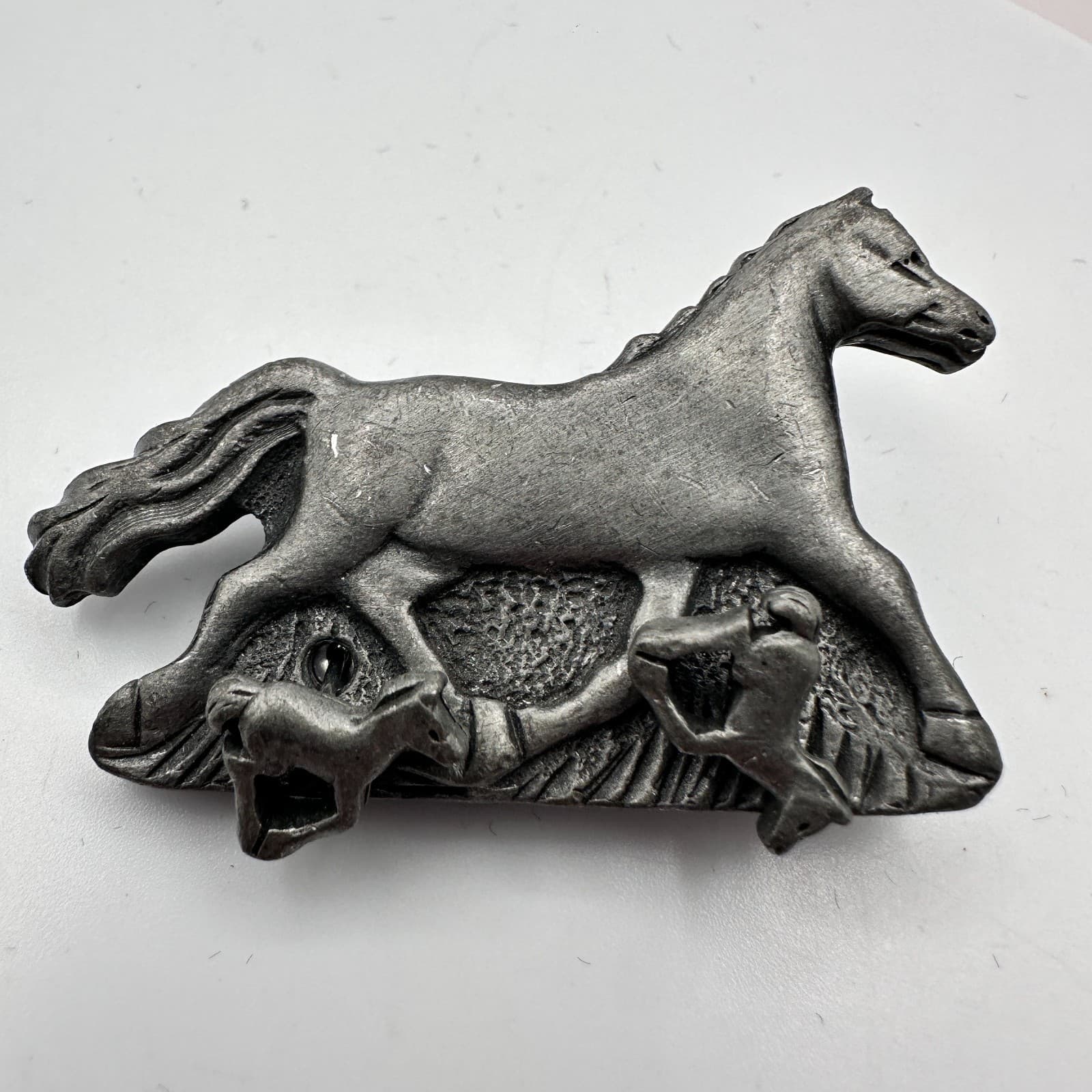 Vintage 90s Pewter Finish Mare Brooch Pin & Stud Earring Set Women's Jewelry - Thumbnail 6