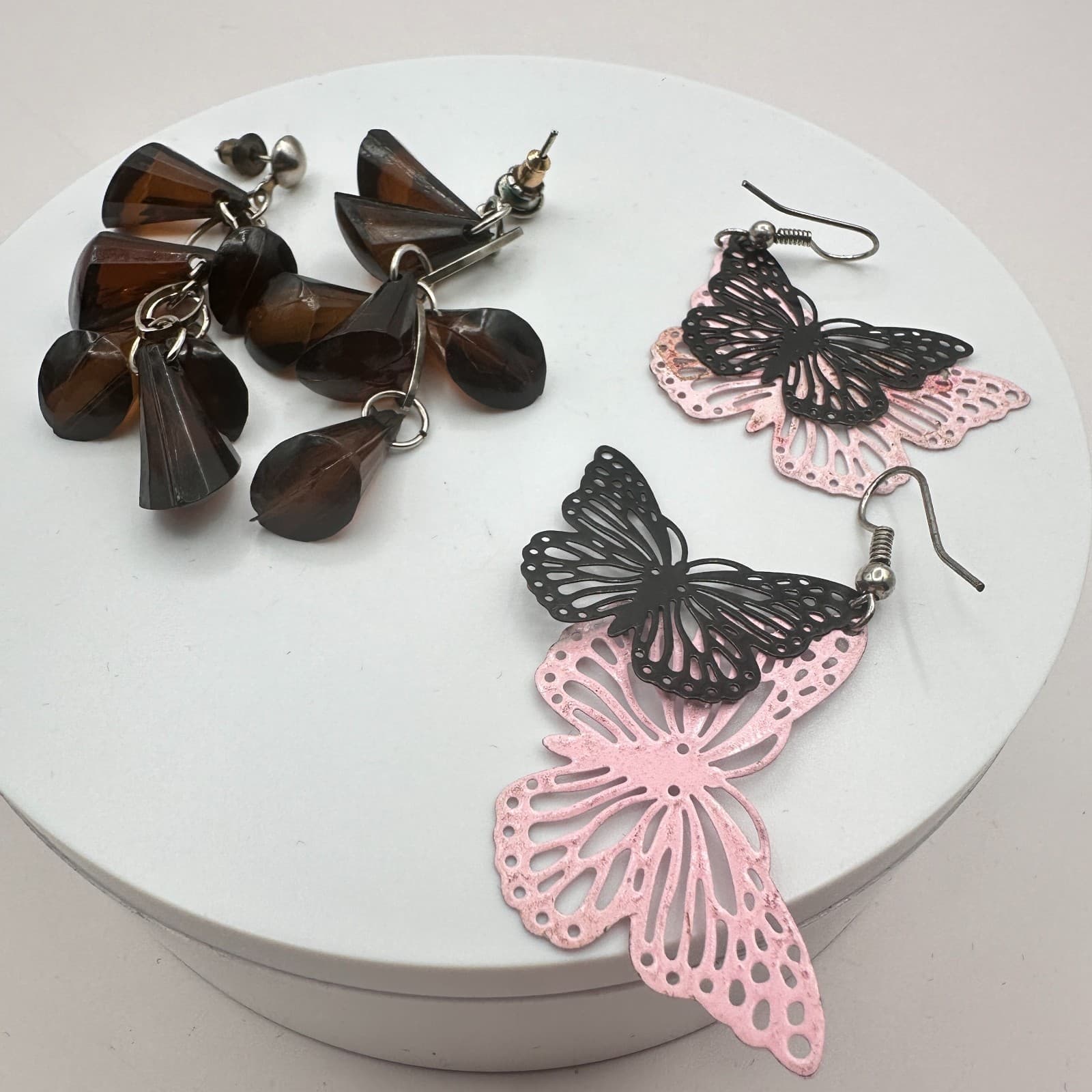 VTG Y2K Smoky Brown Beaded Double Butterfly Dangle Earrings Set 2 Pair Jewelry - Thumbnail 3