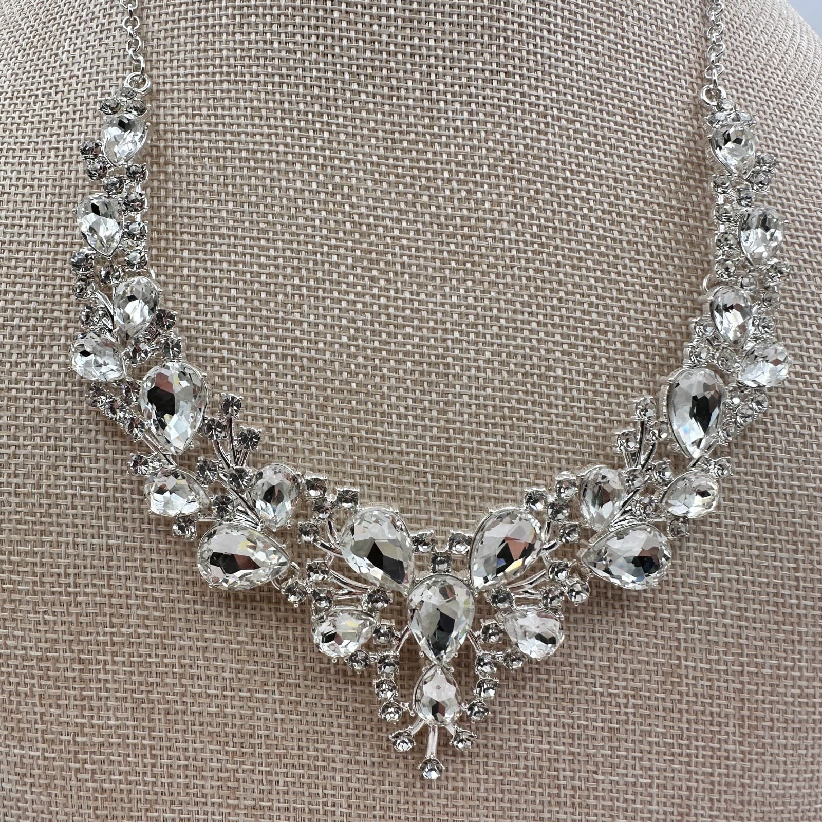 Vintage 90s Silver Tone Clear Rhinestone Bib Necklace Women's Classic Jewelry - Thumbnail 4