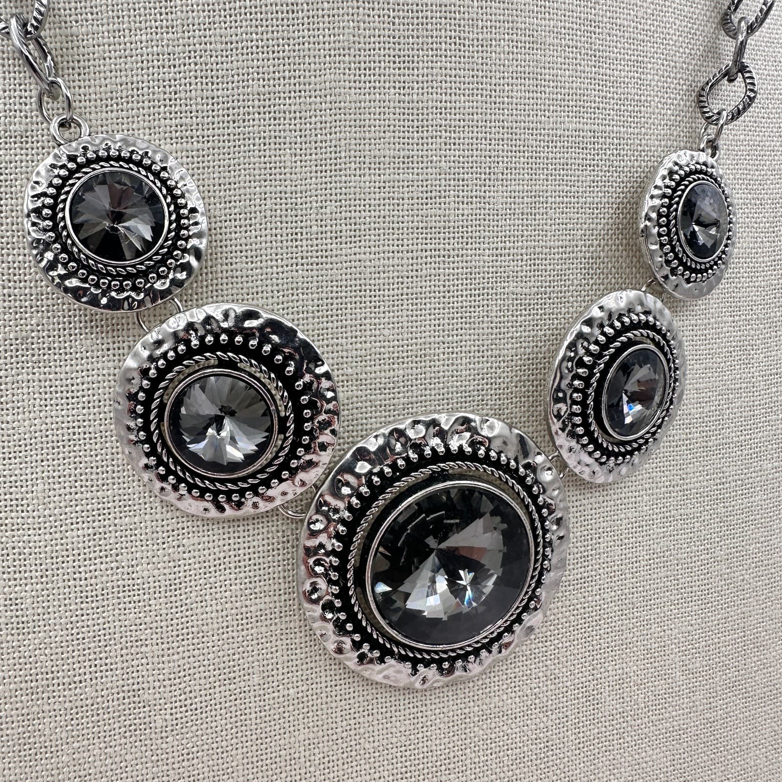 Vintage 80s Global Glamour Silver Short Statement Necklace Smoky Gems Jewelry - Thumbnail 3