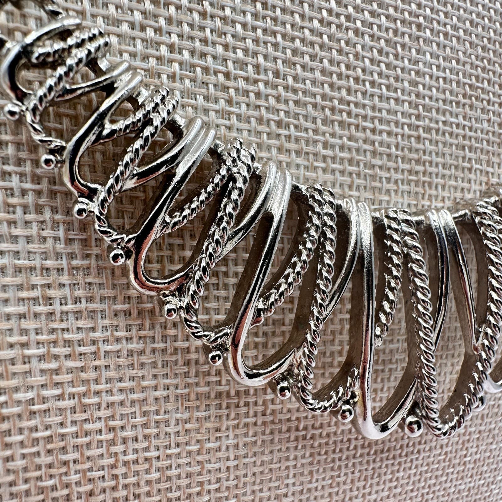 Vintage 90s Silver Tone Bib Necklace Rope Open Looping Link Statement Jewelry - Thumbnail 4