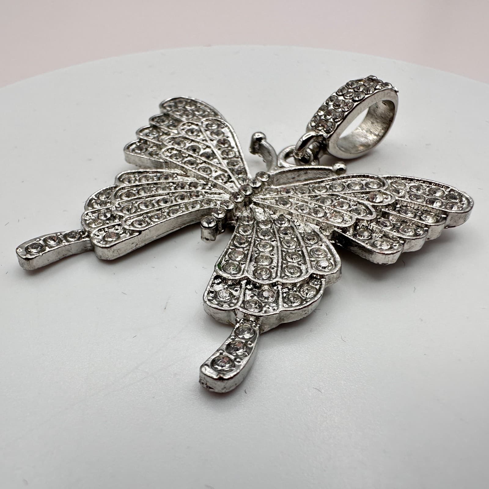 Vintage 90s Silver Tone Clear Glass Butterfly Pendant Classic Fashion Jewelry - Thumbnail 5