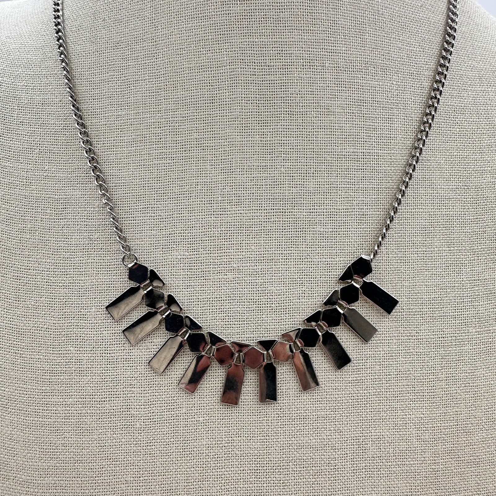 Vintage Y2K Silver Tone Geometric Fringe Bib Necklace Women's Classic Jewelry - Thumbnail 2