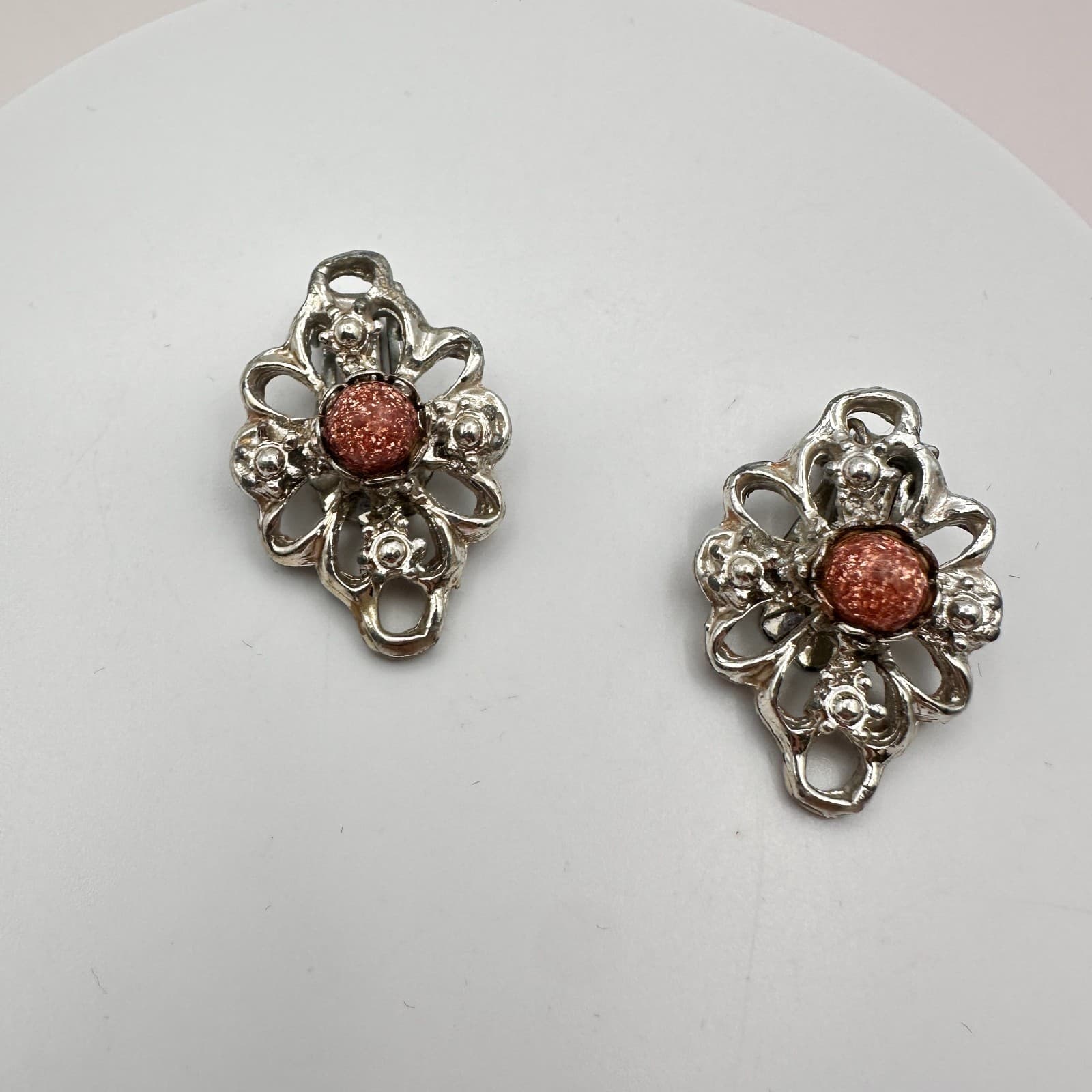 Vintage 90s Silver Tone Sparkling Stone Swirly Filigree Earrings Women's Jewelry - Thumbnail 6