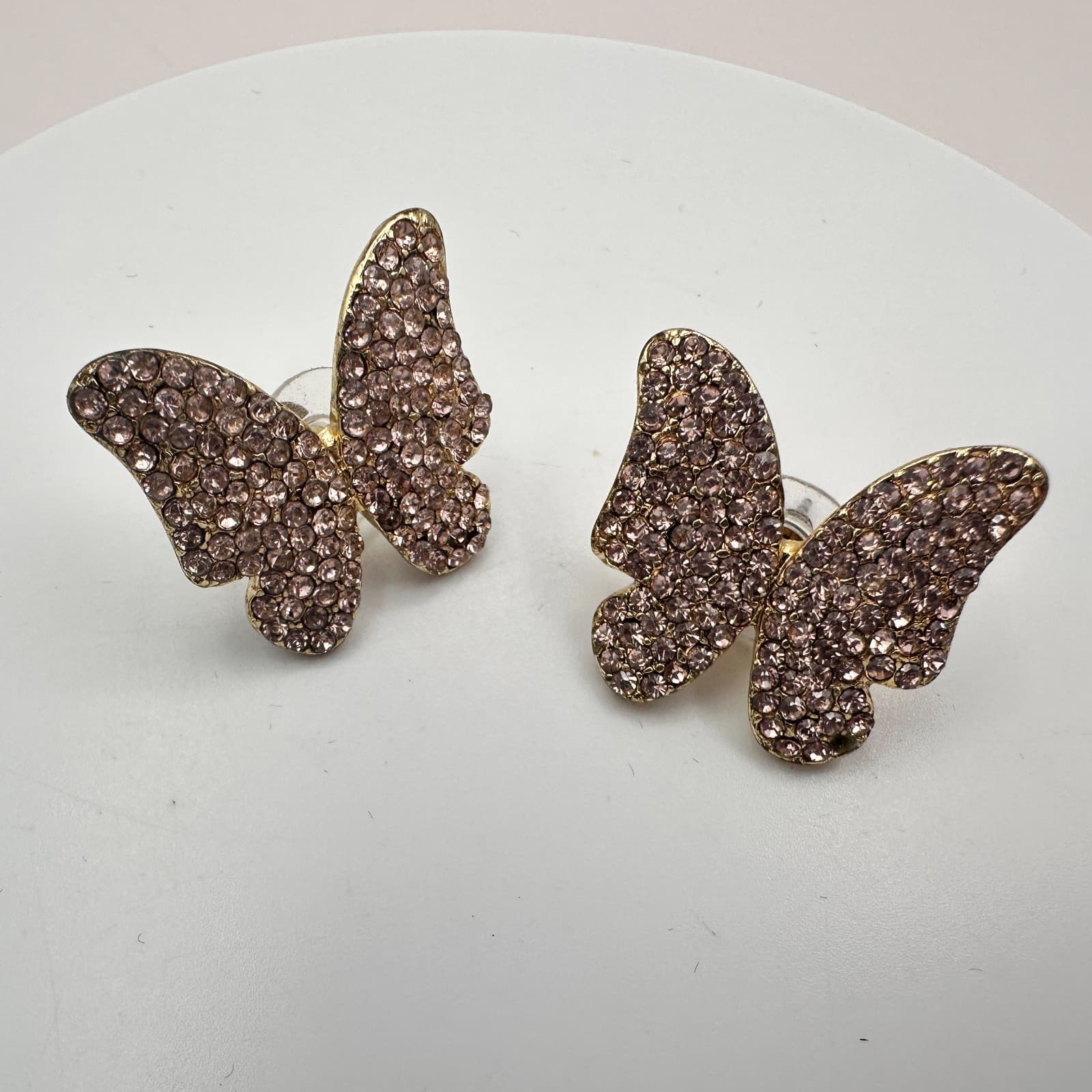 Vintage 90s Gold Tone Pink Glass Pave Butterfly Stud Earrings Fashion Jewelry - Thumbnail 4