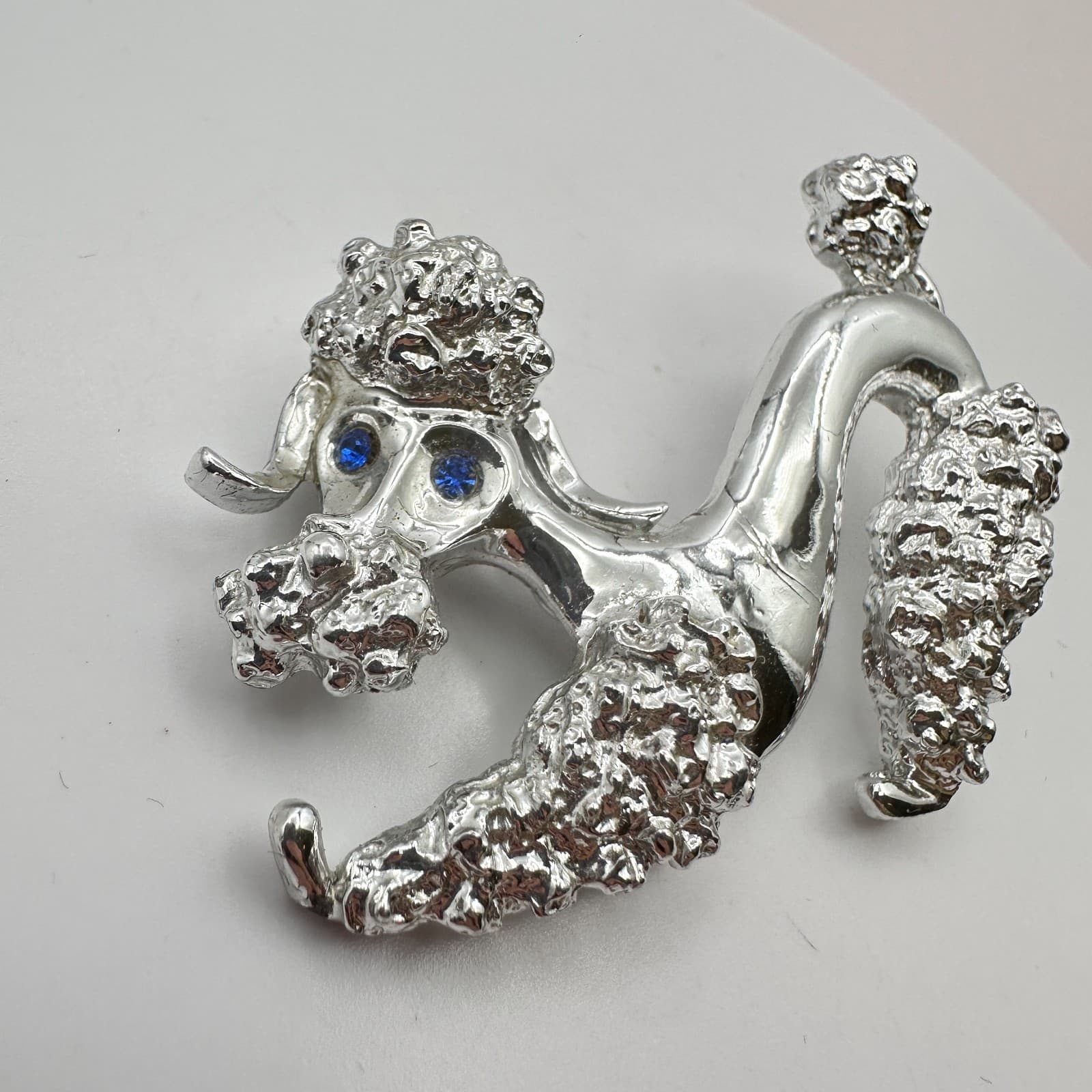 Vintage 60s Mid-Century Silver Tone Poodle Dog Brooch Blue Glass Eyes Textured - Thumbnail 5