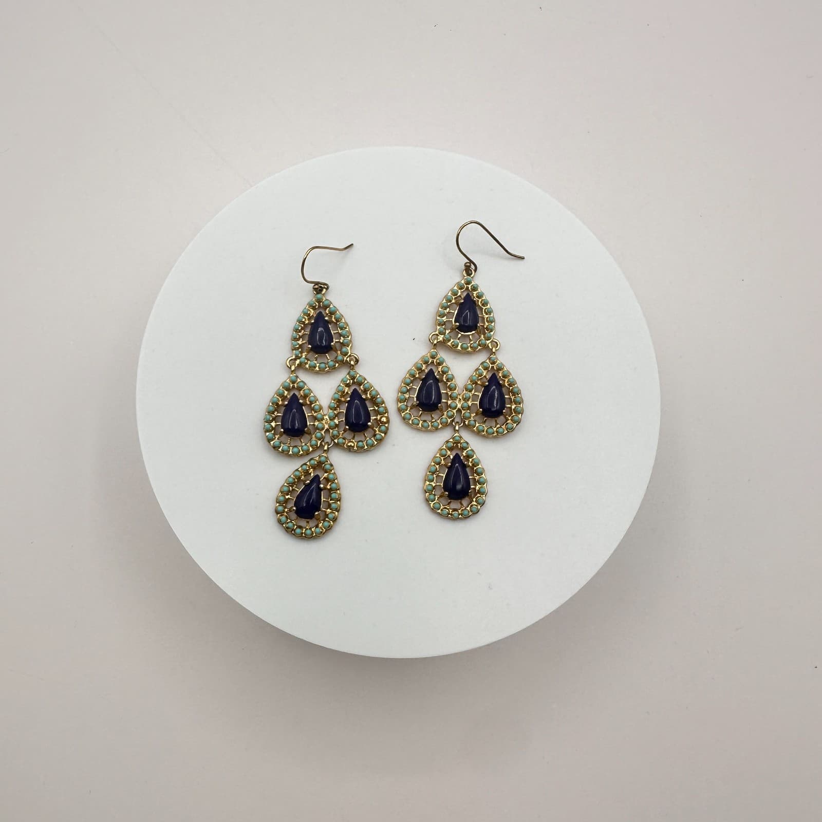Vintage Y2K Gold Tone Purple Teardrop Beaded Chandelier Earrings Women's Jewelry - Thumbnail 6