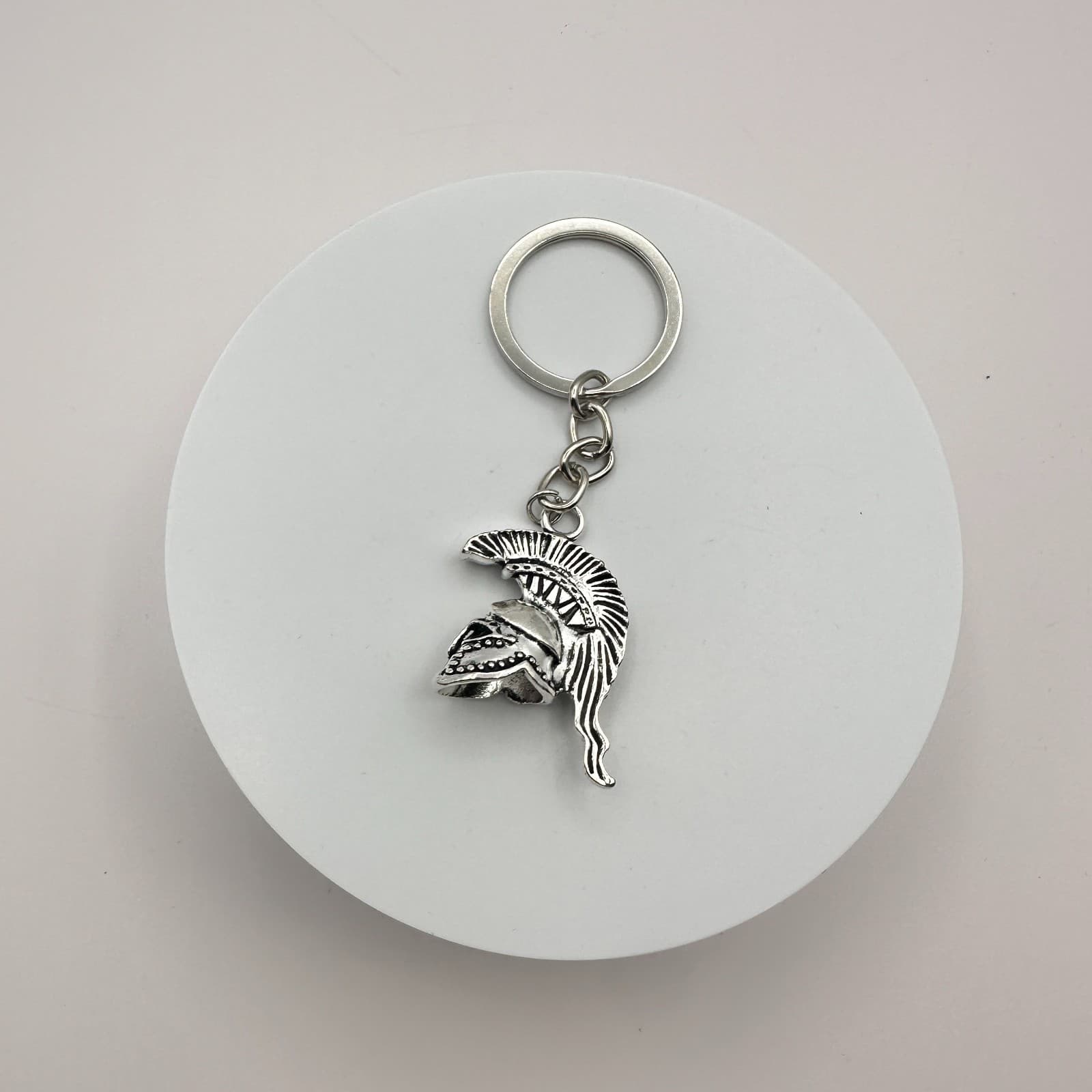 Vintage 90s Silver Tone Spartan Warrior Helmet Keychain Greek Gladiator Jewelry - Thumbnail 2